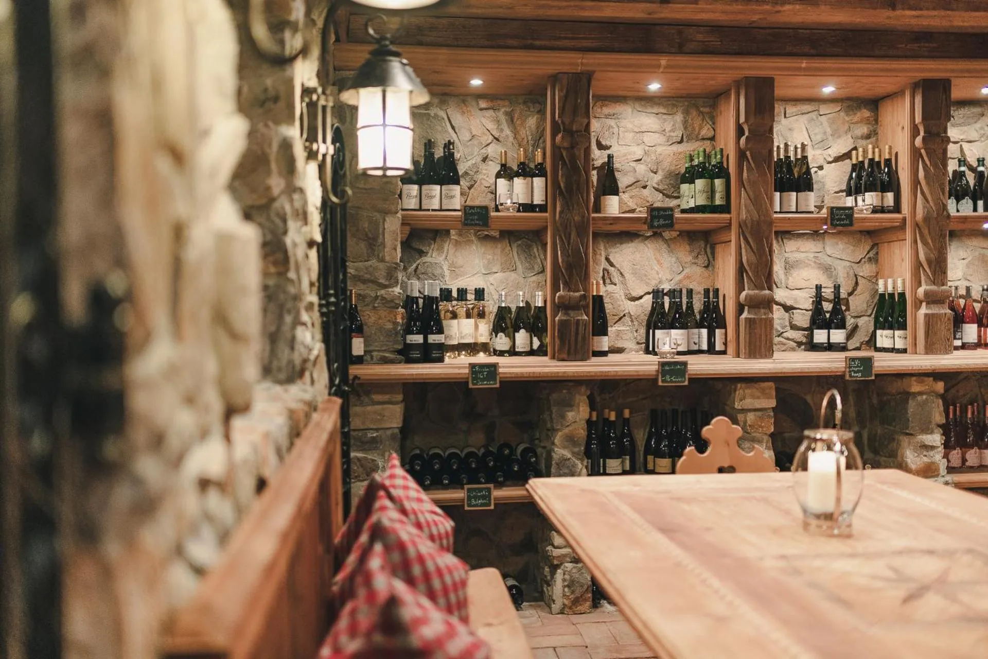 Communal lounge/ TV room in Hotel Viertler