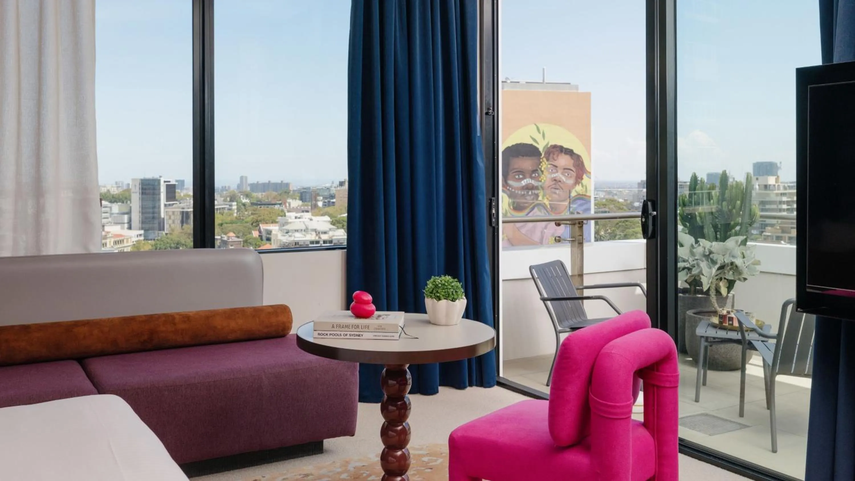 Photo of the whole room in Hotel Indigo Sydney Potts Point by IHG