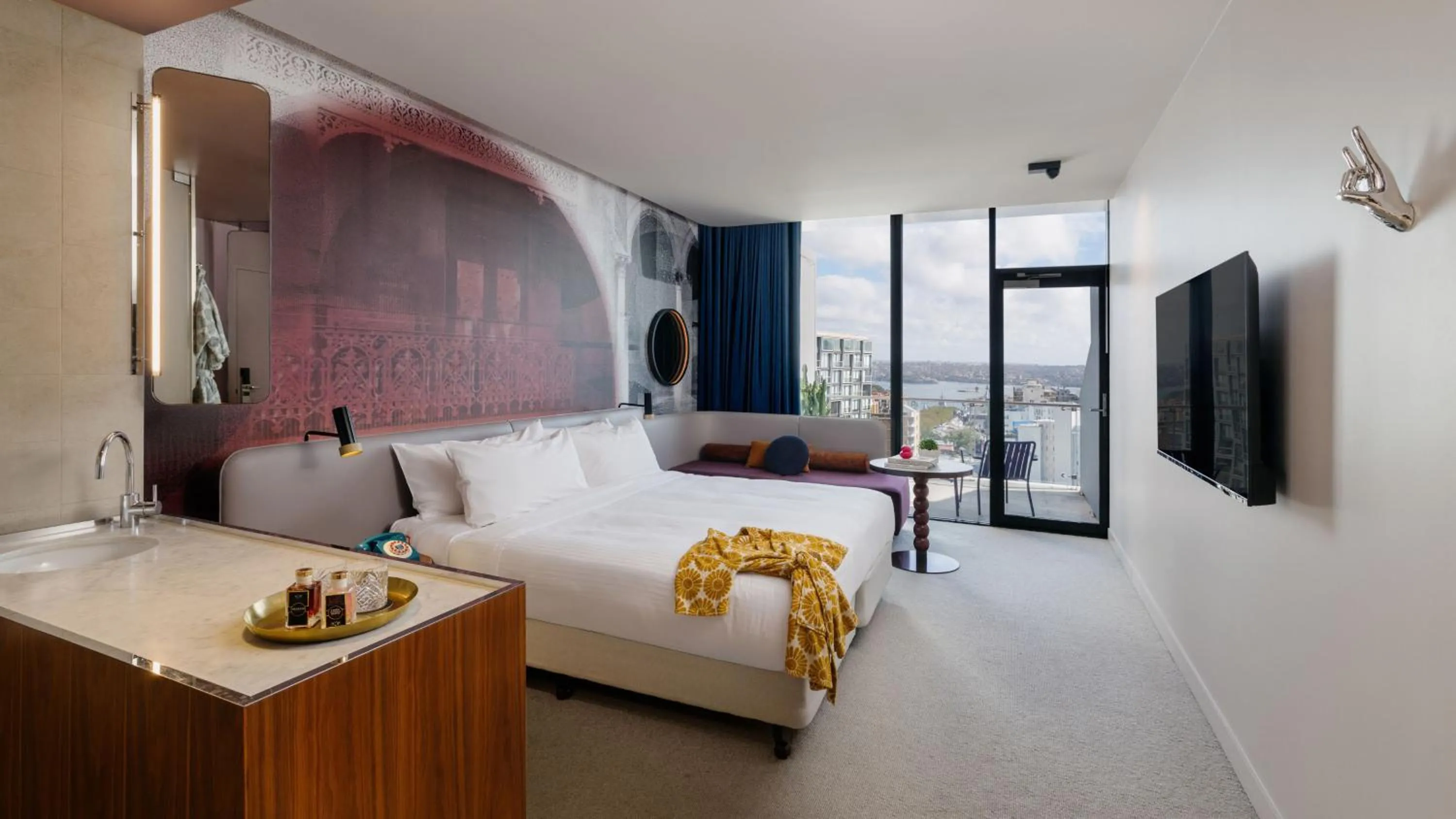Bedroom, Bed in Hotel Indigo Sydney Potts Point by IHG