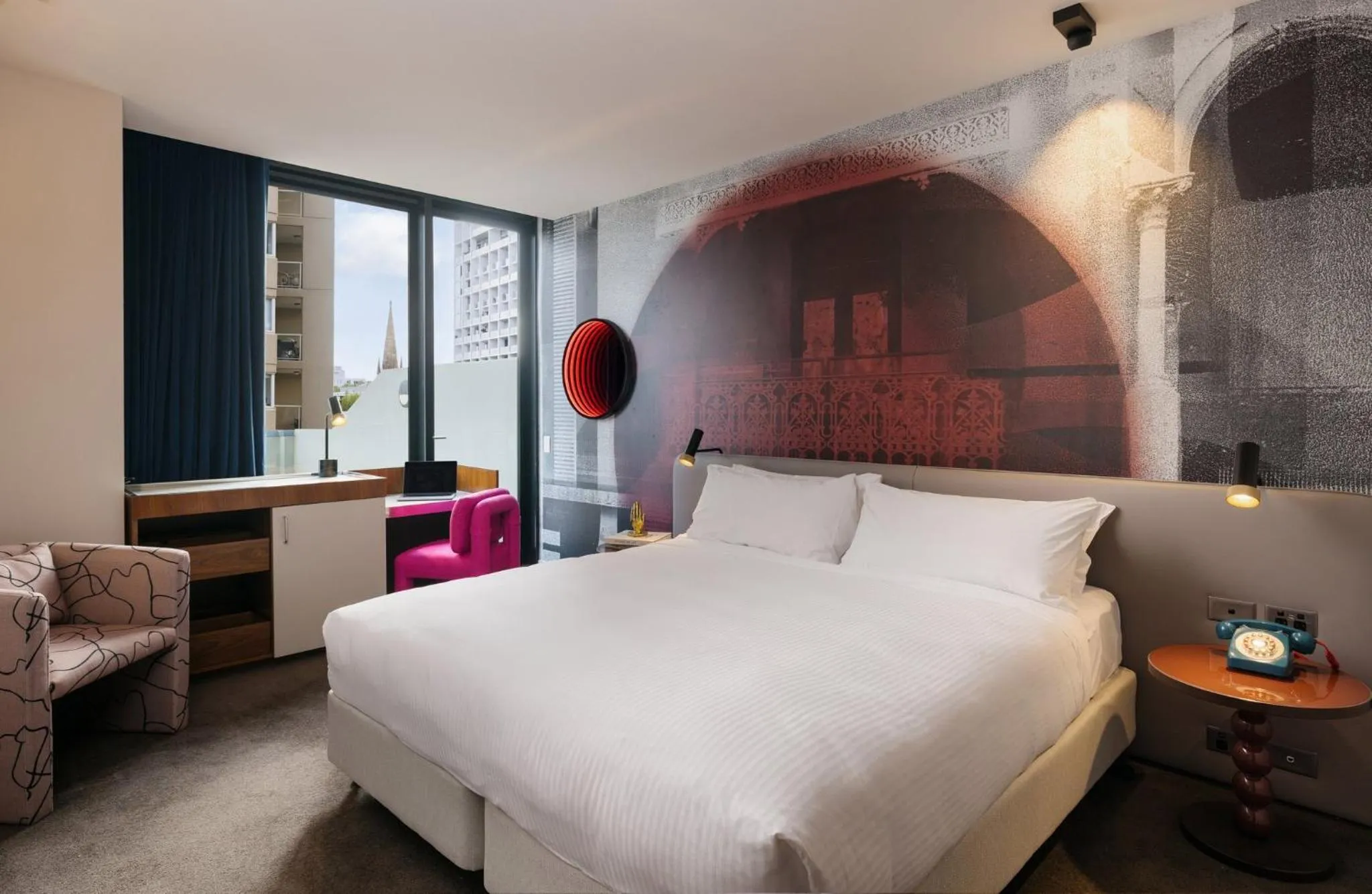 Photo of the whole room, Bed in Hotel Indigo Sydney Potts Point by IHG