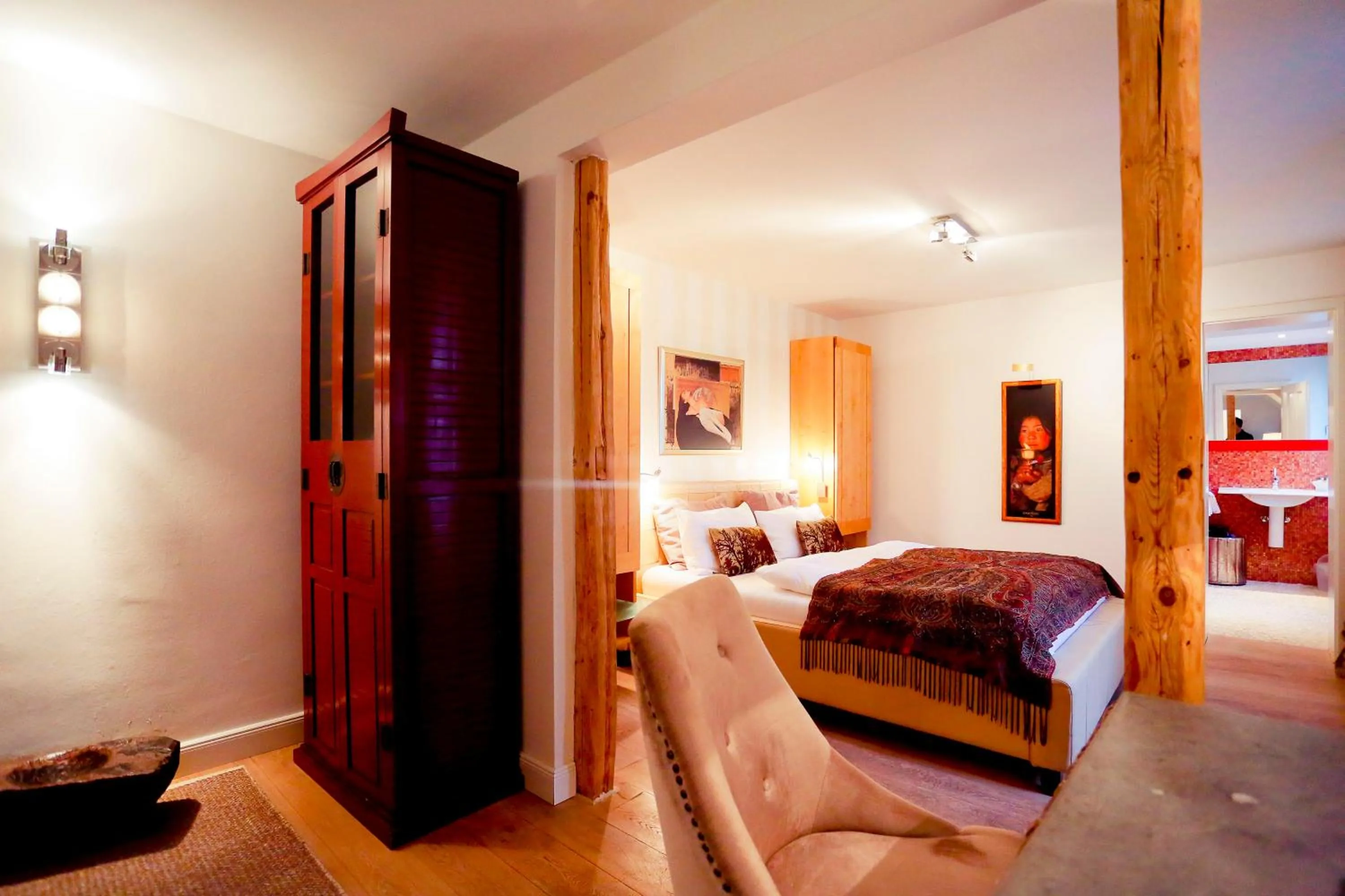 Photo of the whole room, Bed in Hotel Gut Bardenhagen