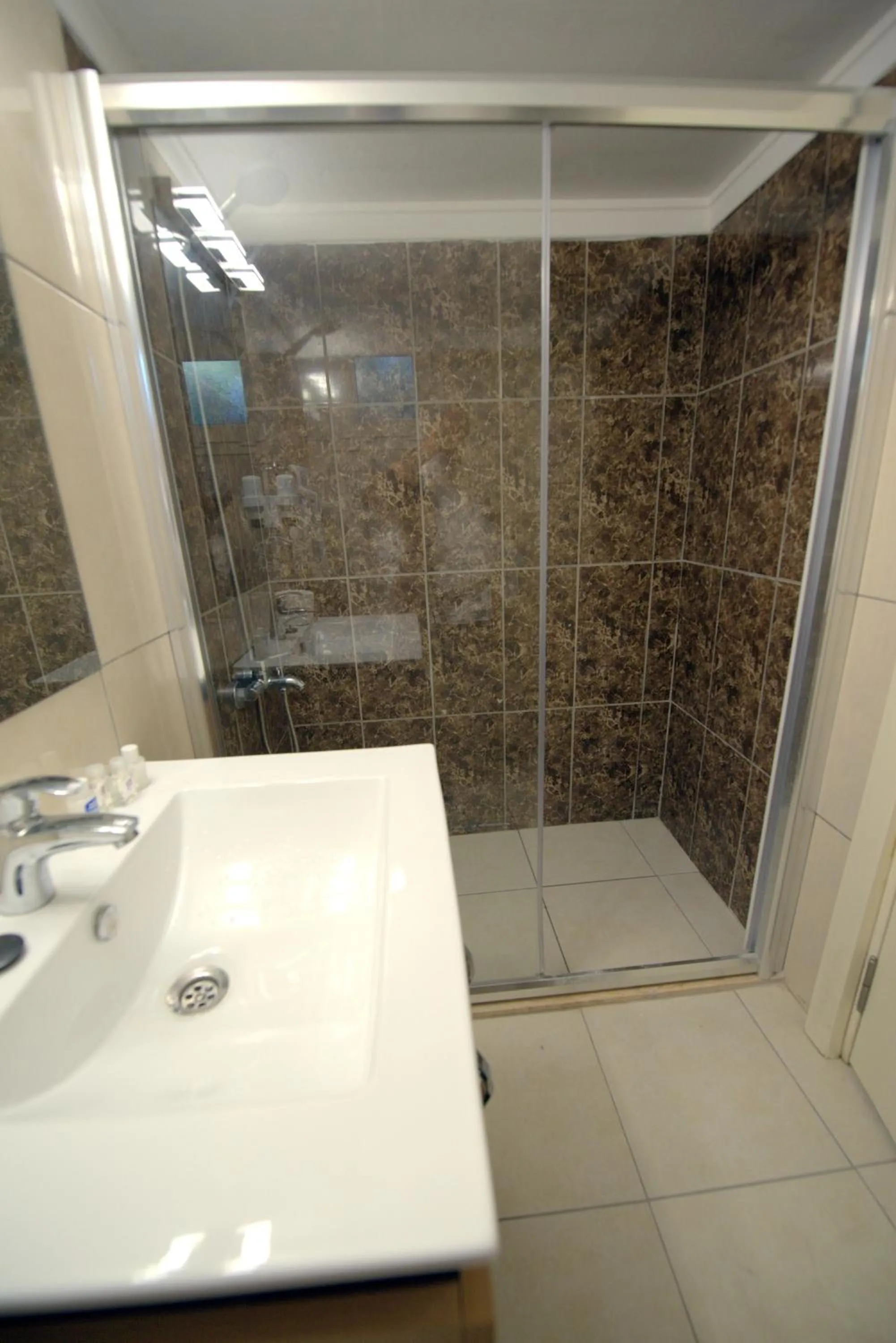 Bathroom in Delfi Hotel Spa & Wellness Center