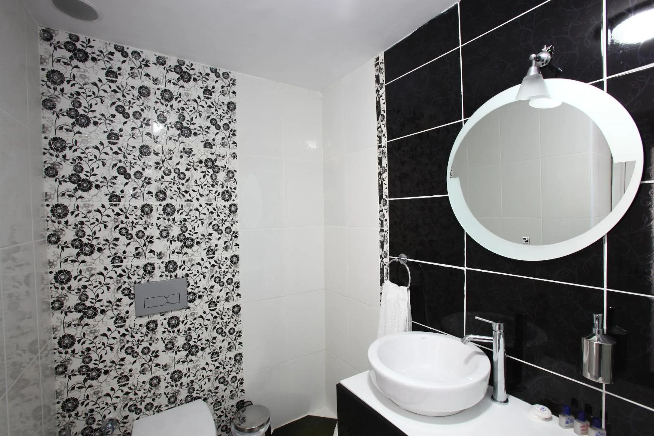 Bathroom in Delfi Hotel Spa & Wellness Center