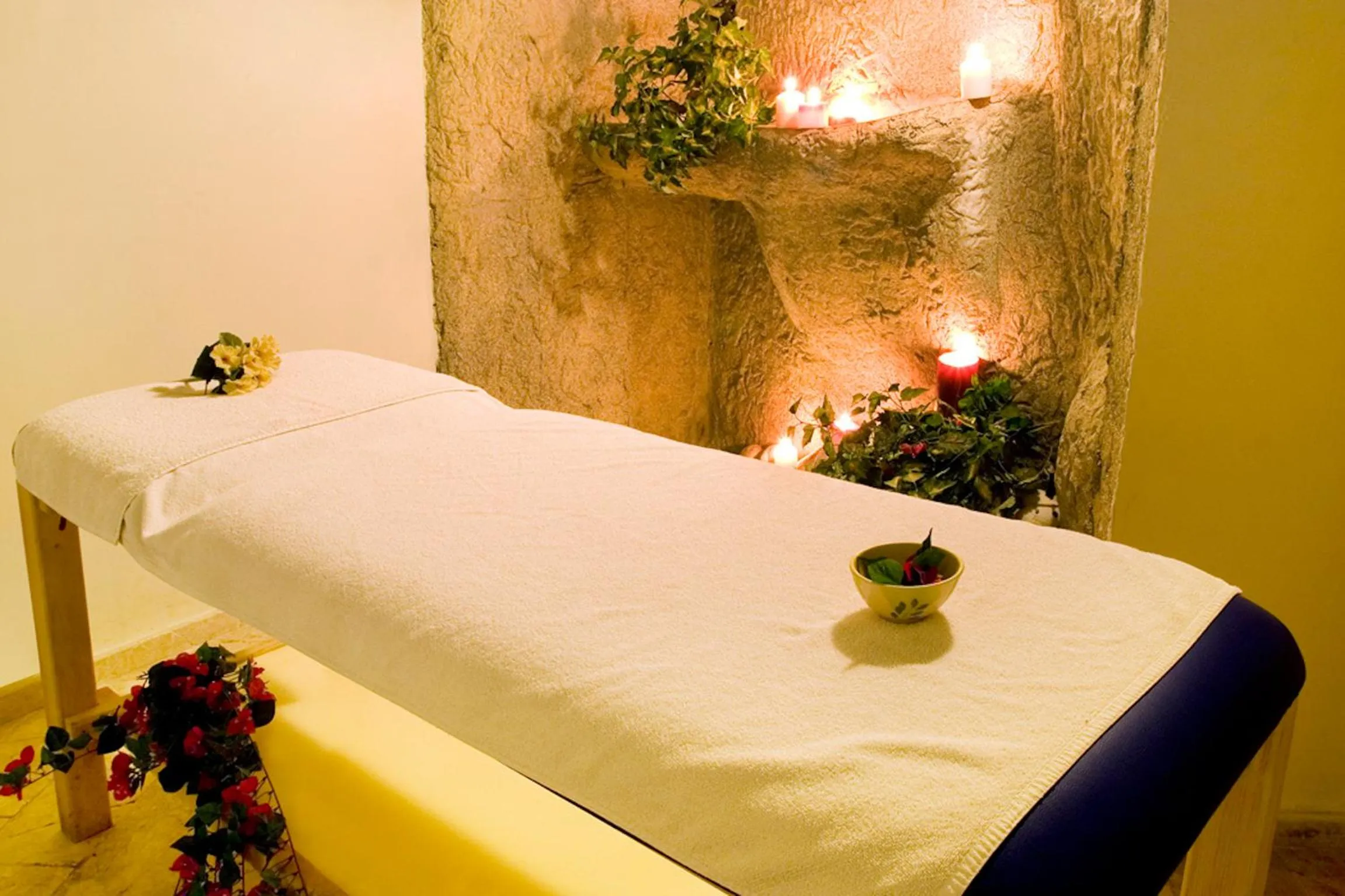 Massage in Delfi Hotel Spa & Wellness Center