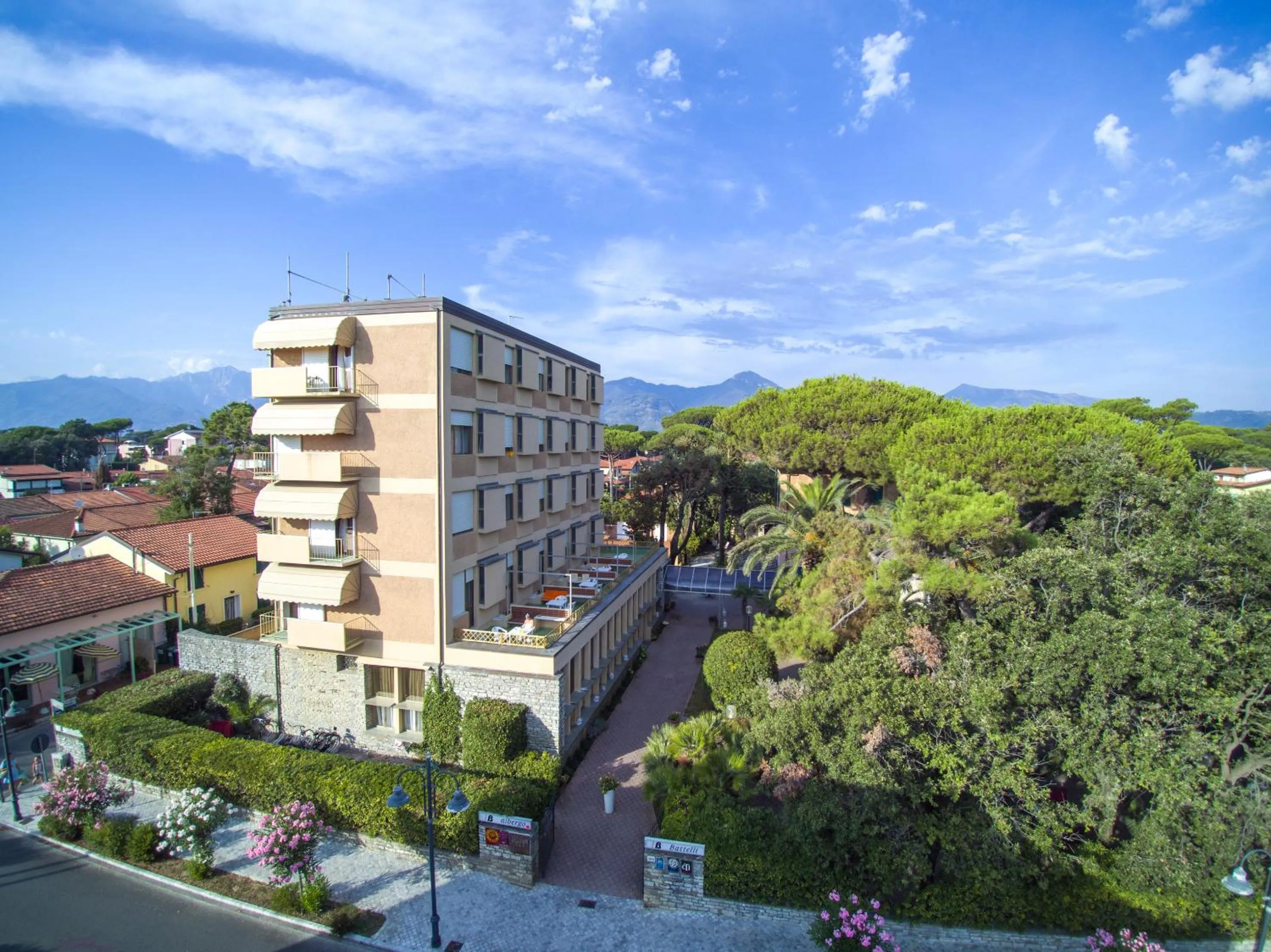 Property building in Albergo Battelli Only Adults