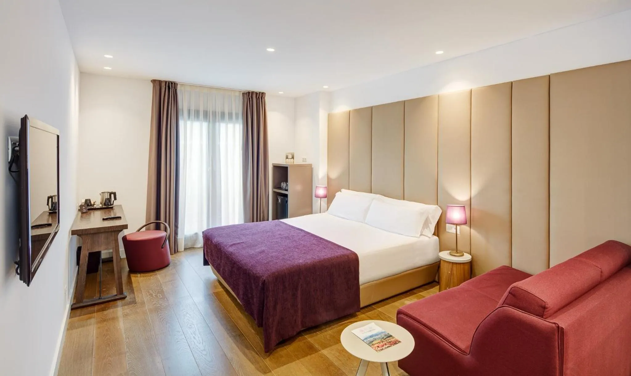 Photo of the whole room, Bed in Sercotel Calle Mayor