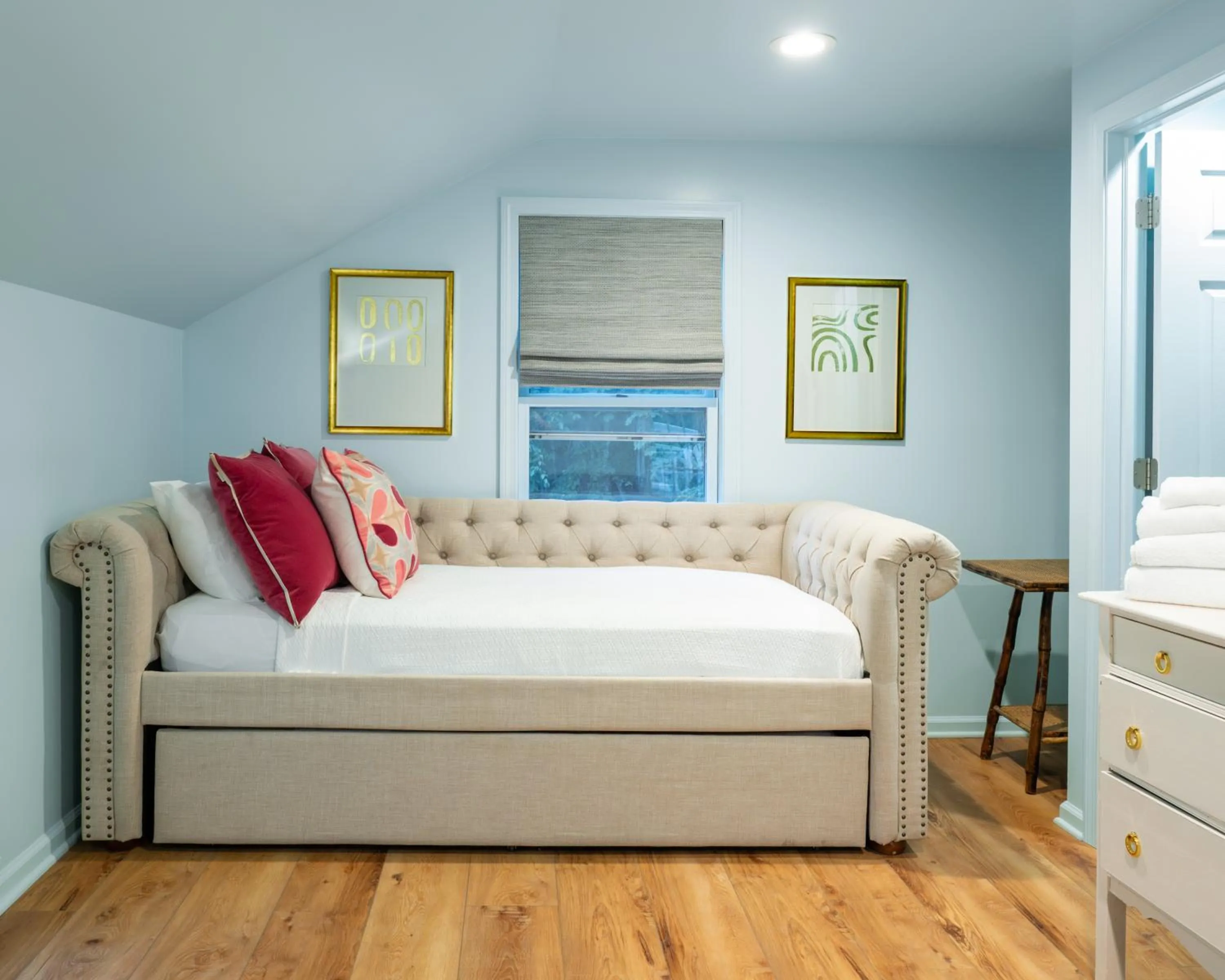 Bedroom, Bed in The Cornell Inn, Lenox & The Berkshires