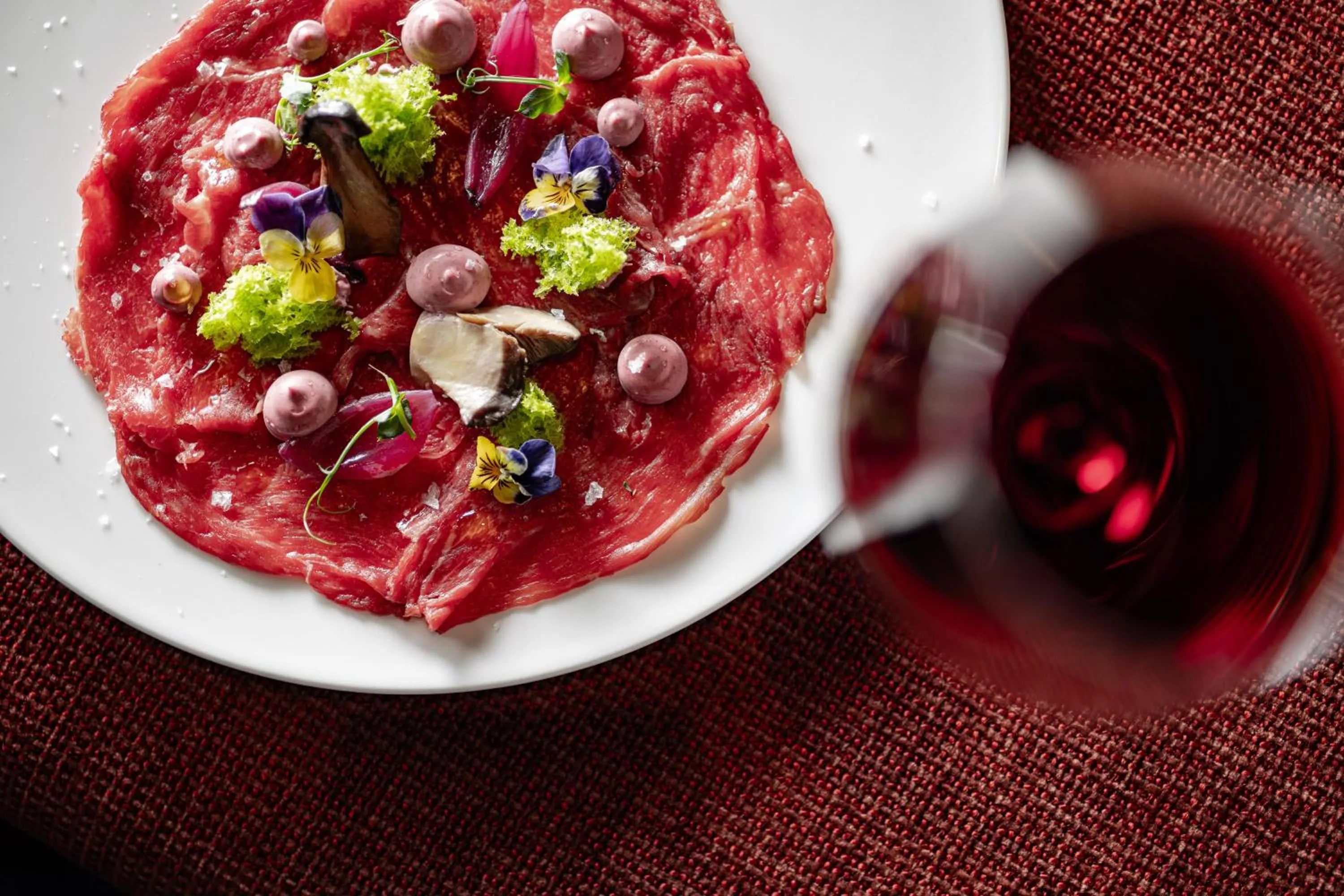 Restaurant/places to eat in Boutique Hotel Nives - Luxury & Design in the Dolomites