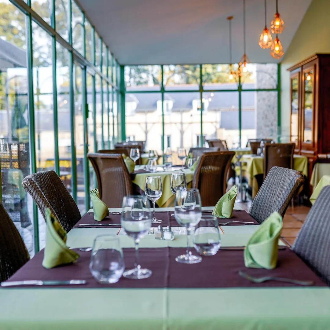Restaurant/places to eat in Auberge du Manet
