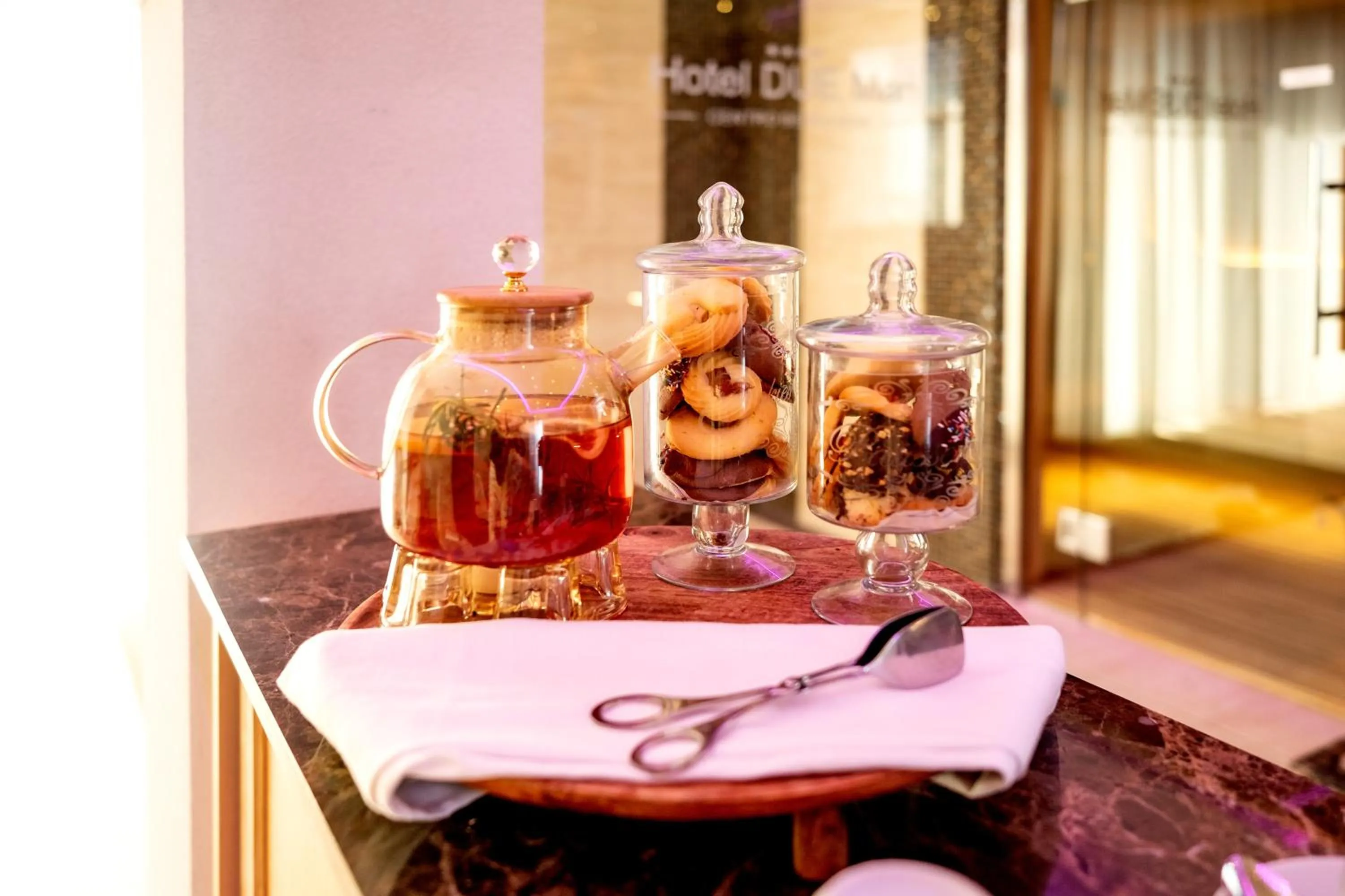 Coffee/tea facilities in Hotel Due Mari & SPA