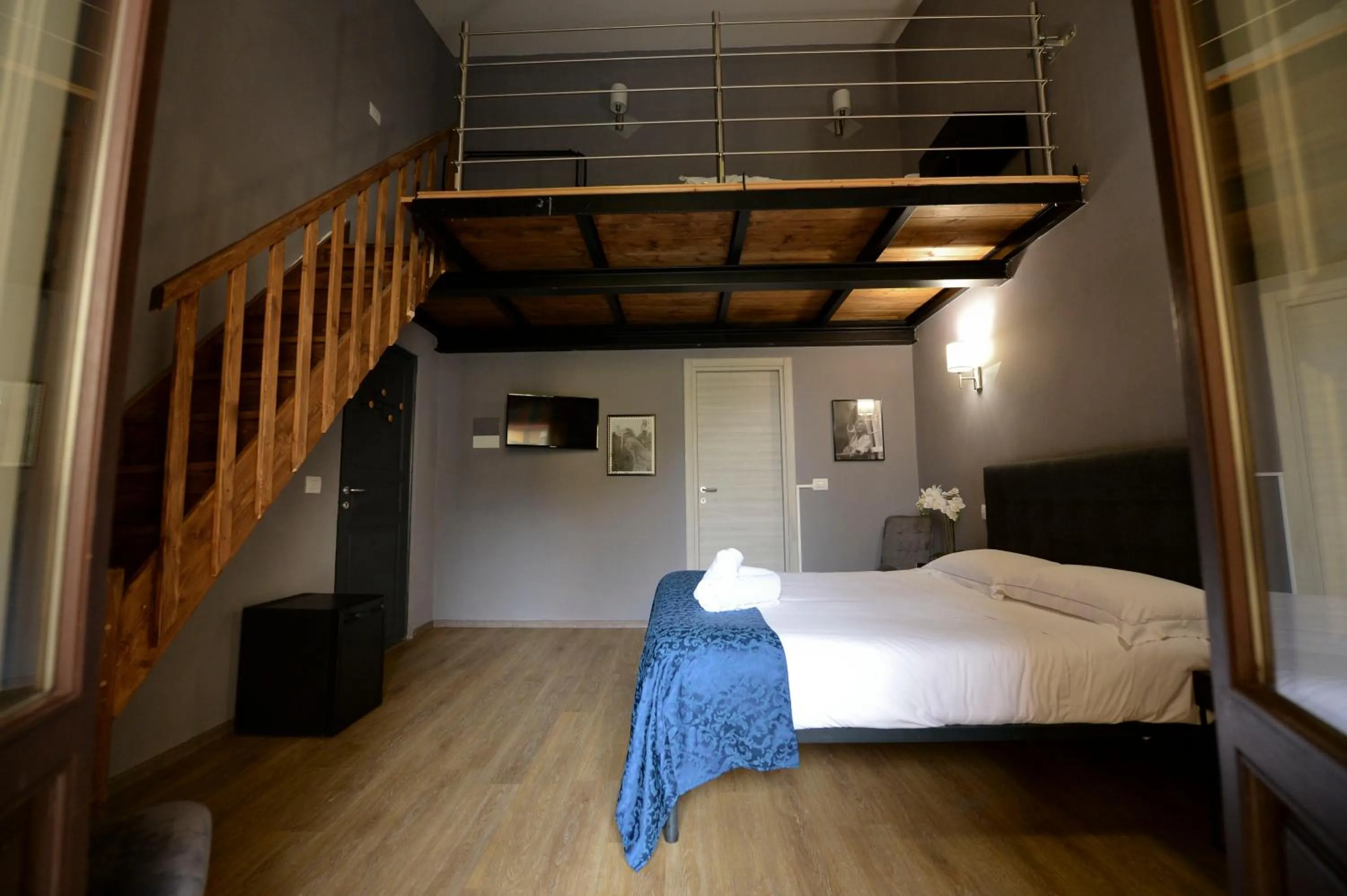 Photo of the whole room, Bed in Palazzo Oliveto