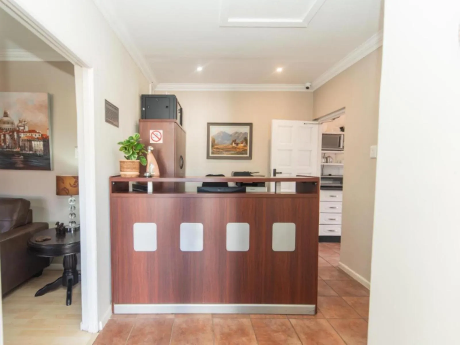 Decorative detail in Amani Guest Lodge