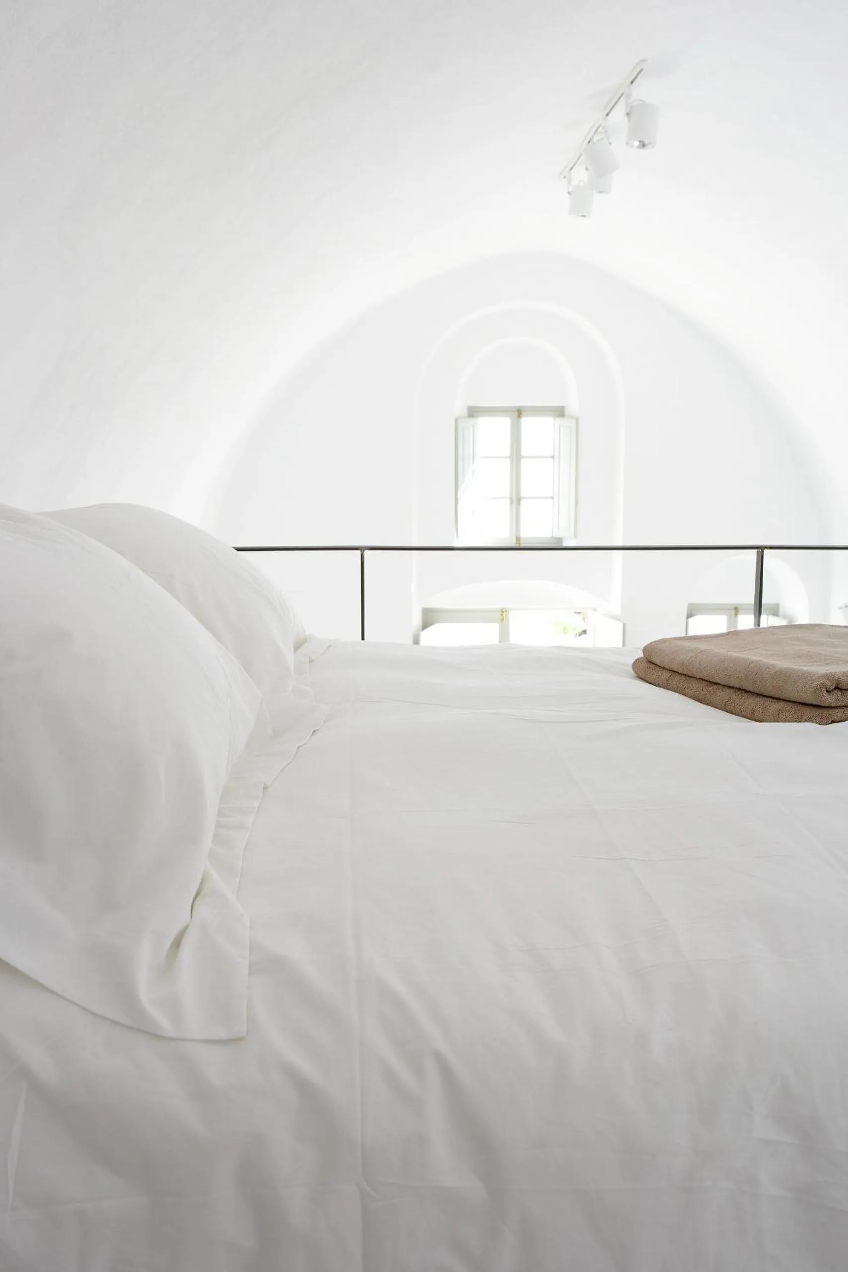 Bedroom, Bed in Villa Fabrica Santorini