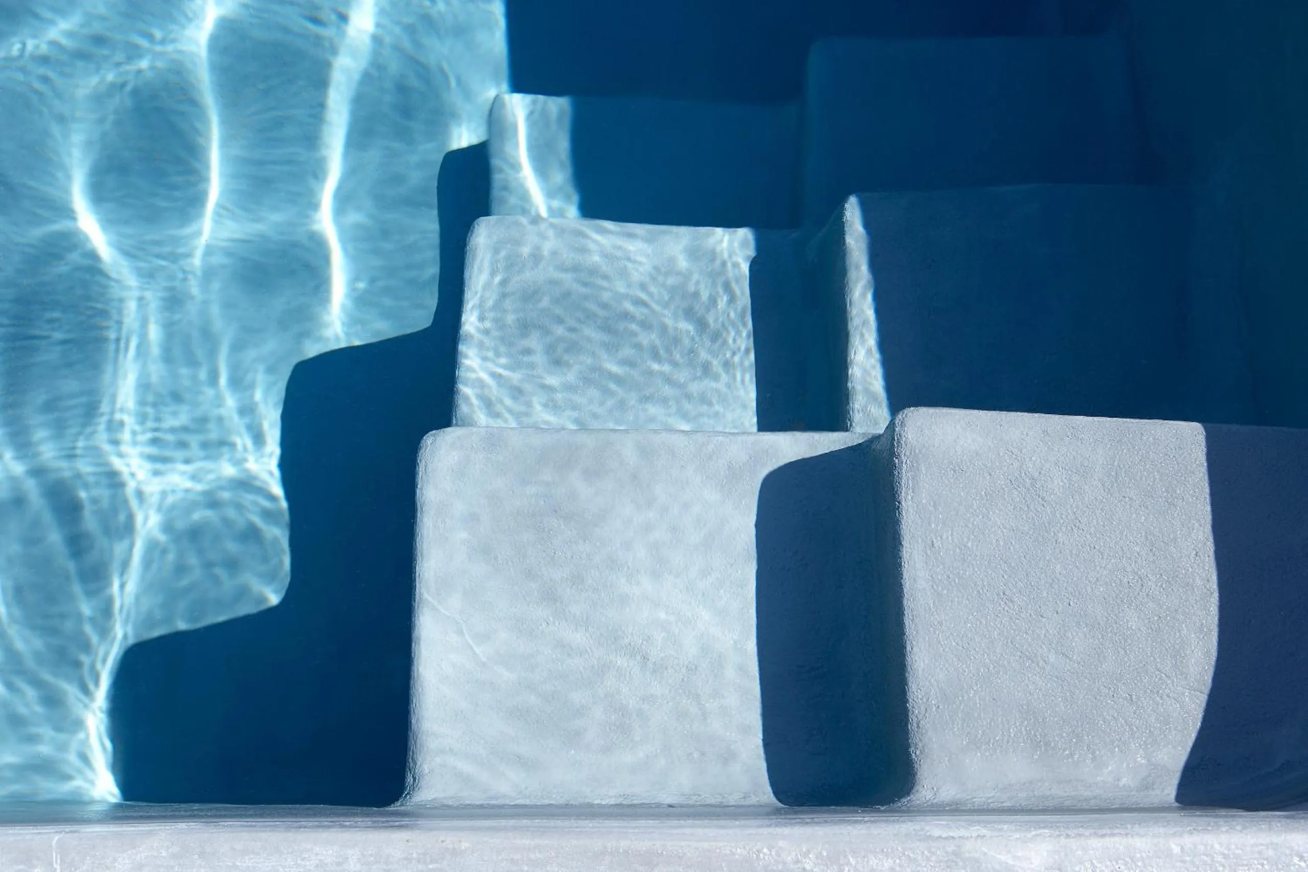 Swimming pool in Villa Fabrica Santorini