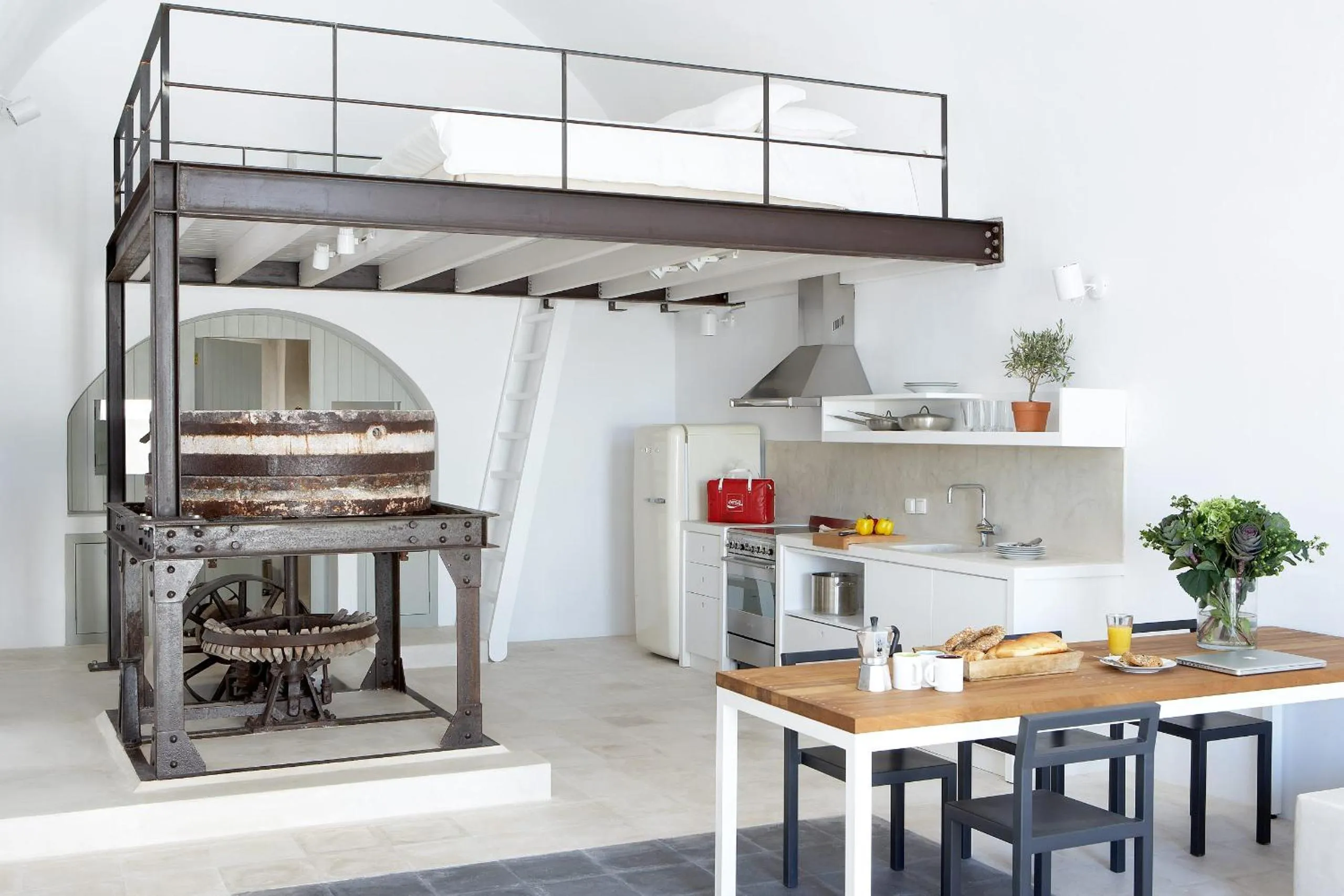 Kitchen or kitchenette in Villa Fabrica Santorini