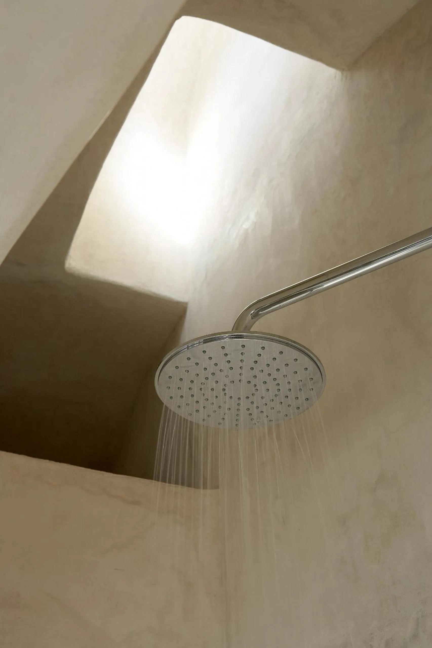 Shower in Villa Fabrica Santorini