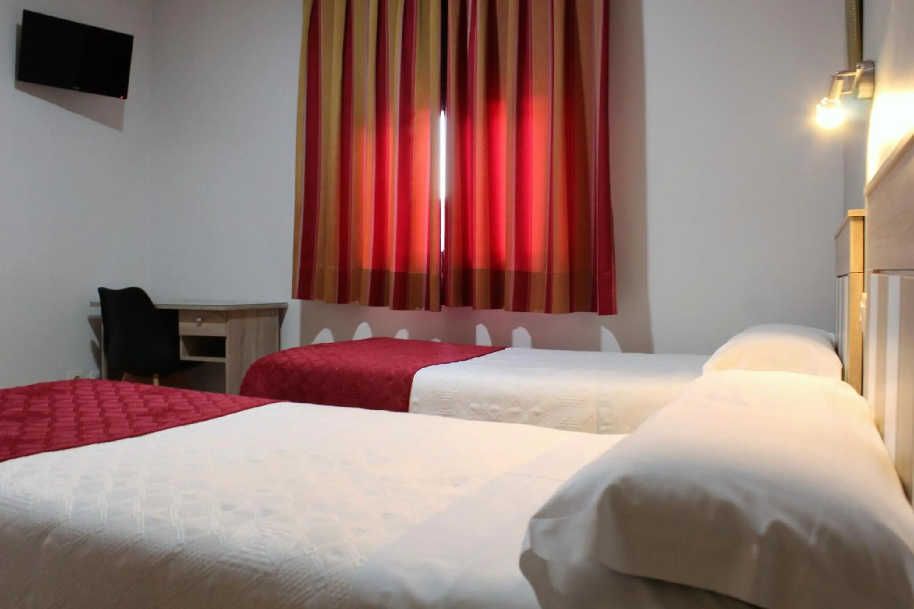 Twin Room Exterior in Hostal Madrid Twin Room Exterior in Hostal Madrid