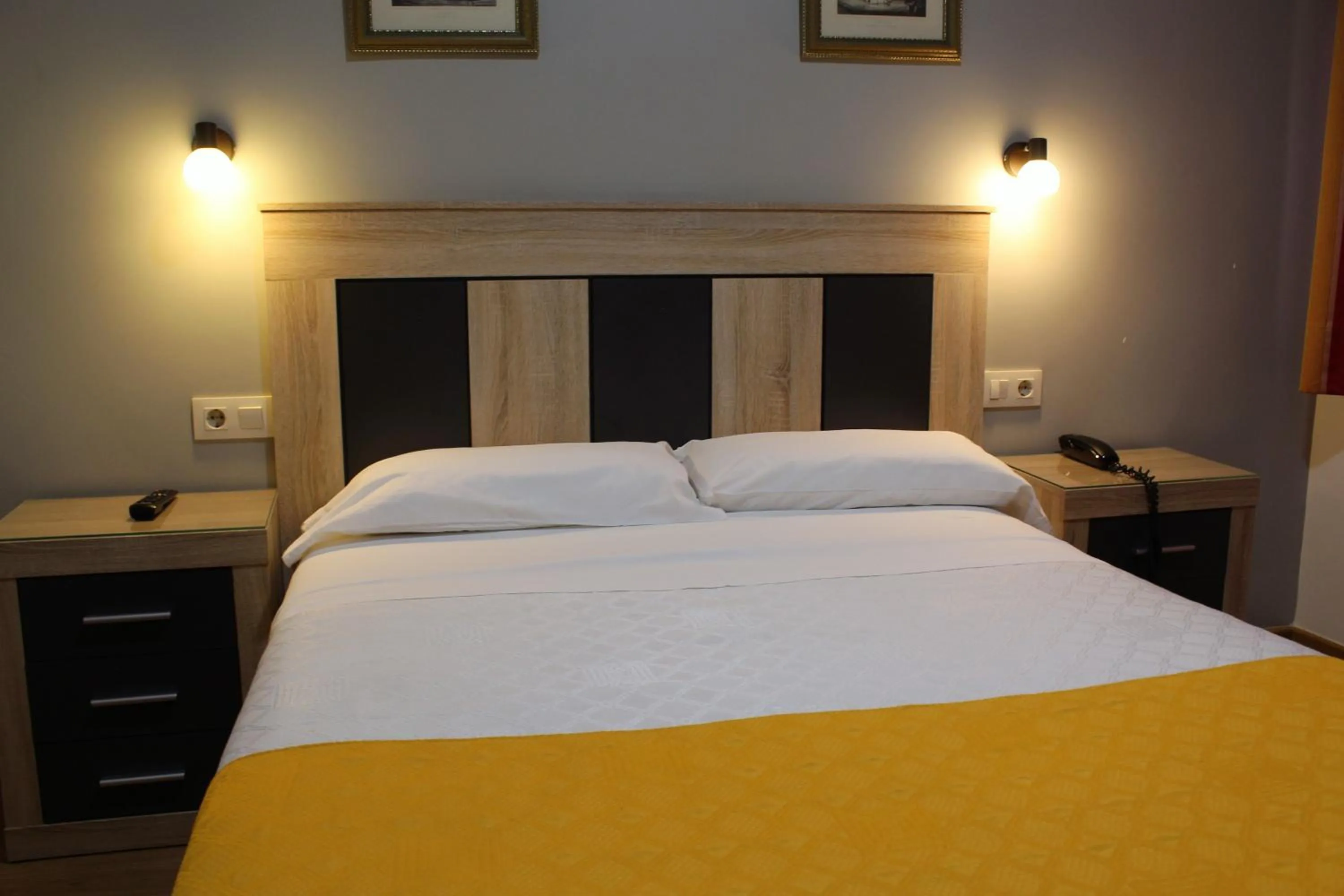 Bed in Hostal Madrid