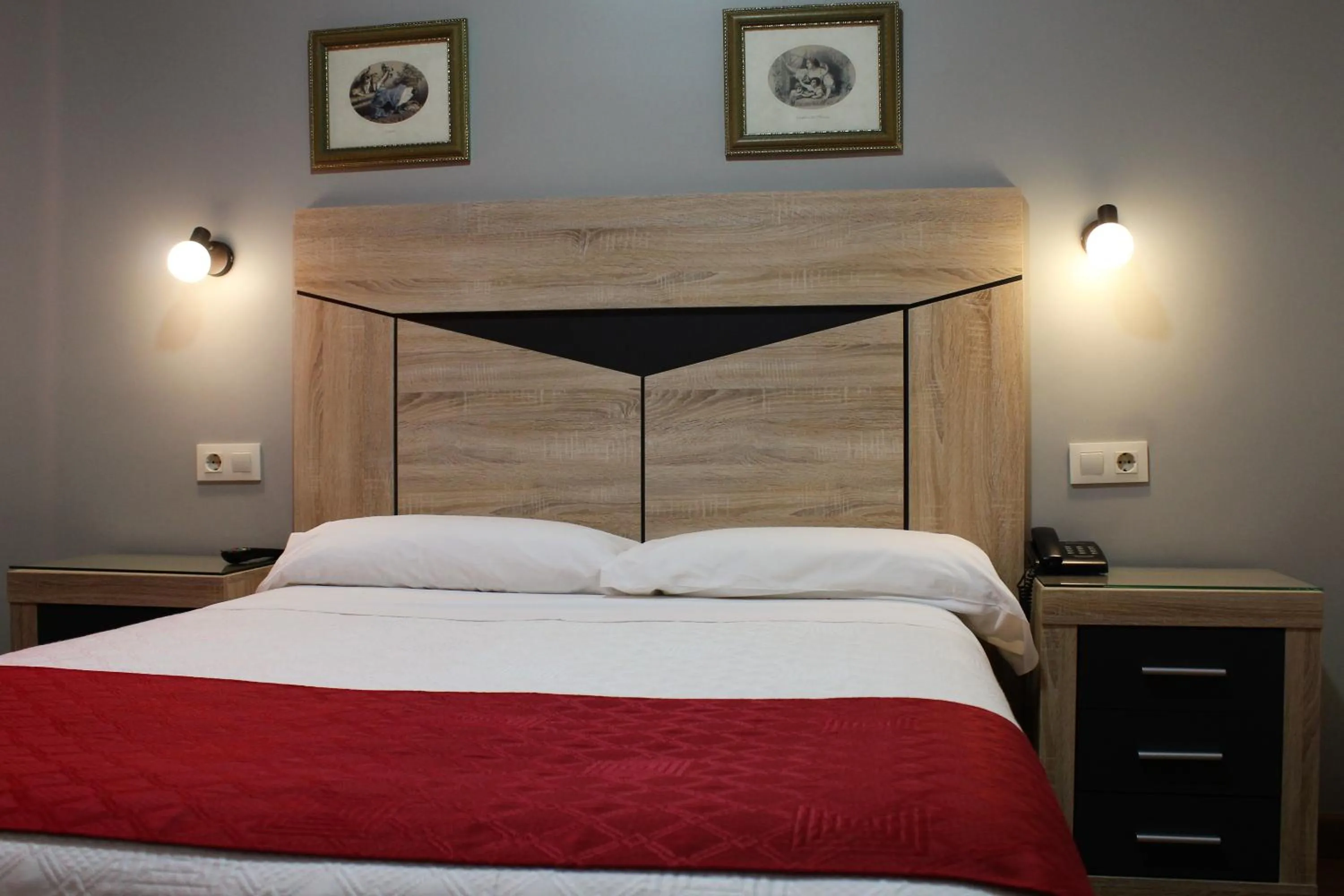 Bed in Hostal Madrid