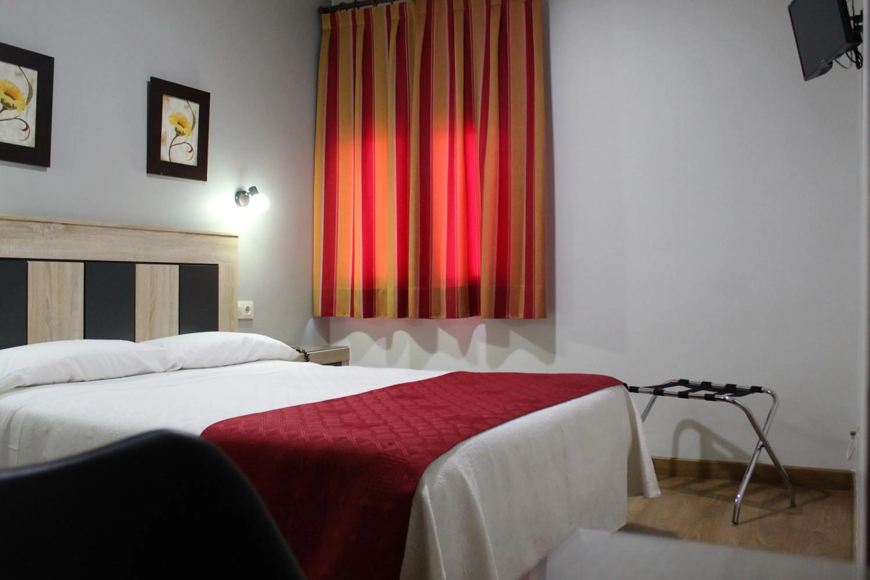 Bed in Hostal Madrid