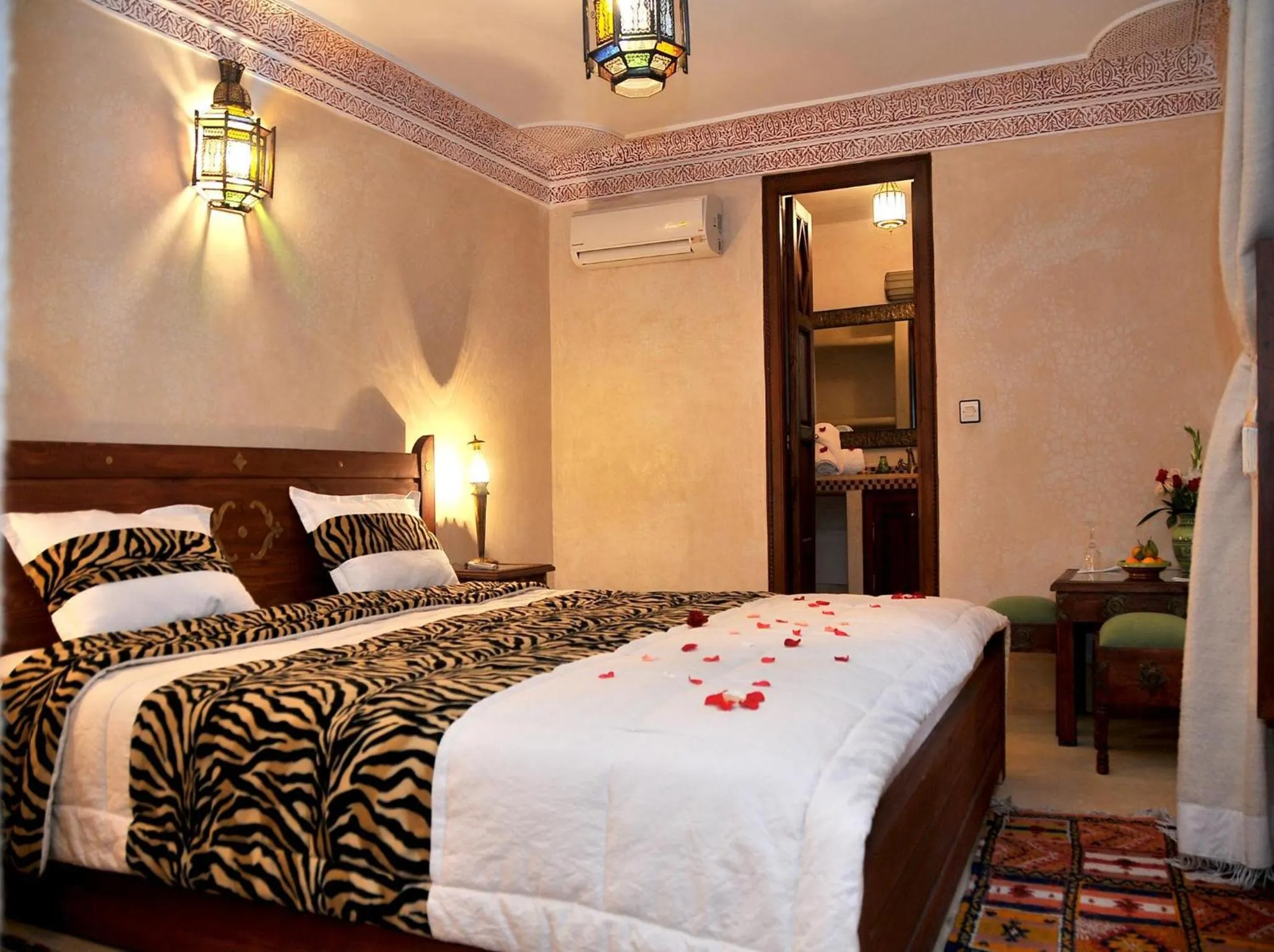 Bedroom, Bed in Riad Lila