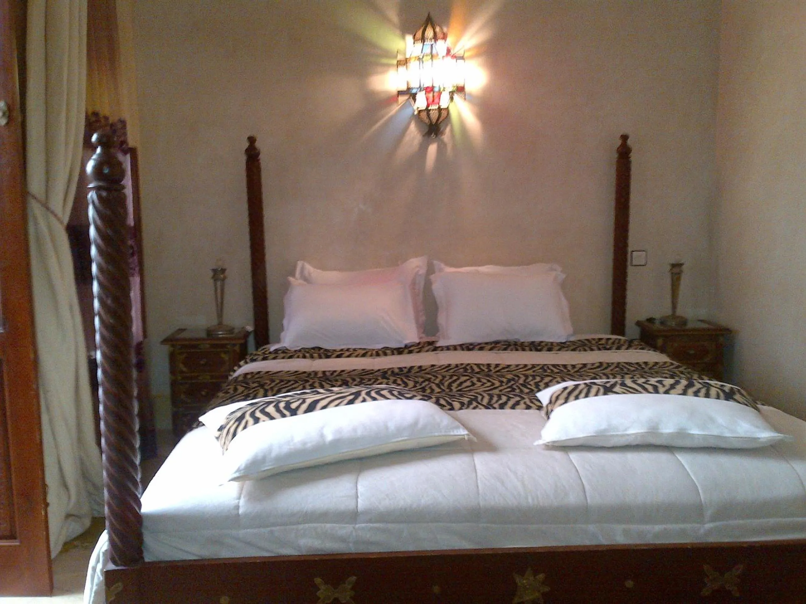 Bedroom, Bed in Riad Lila