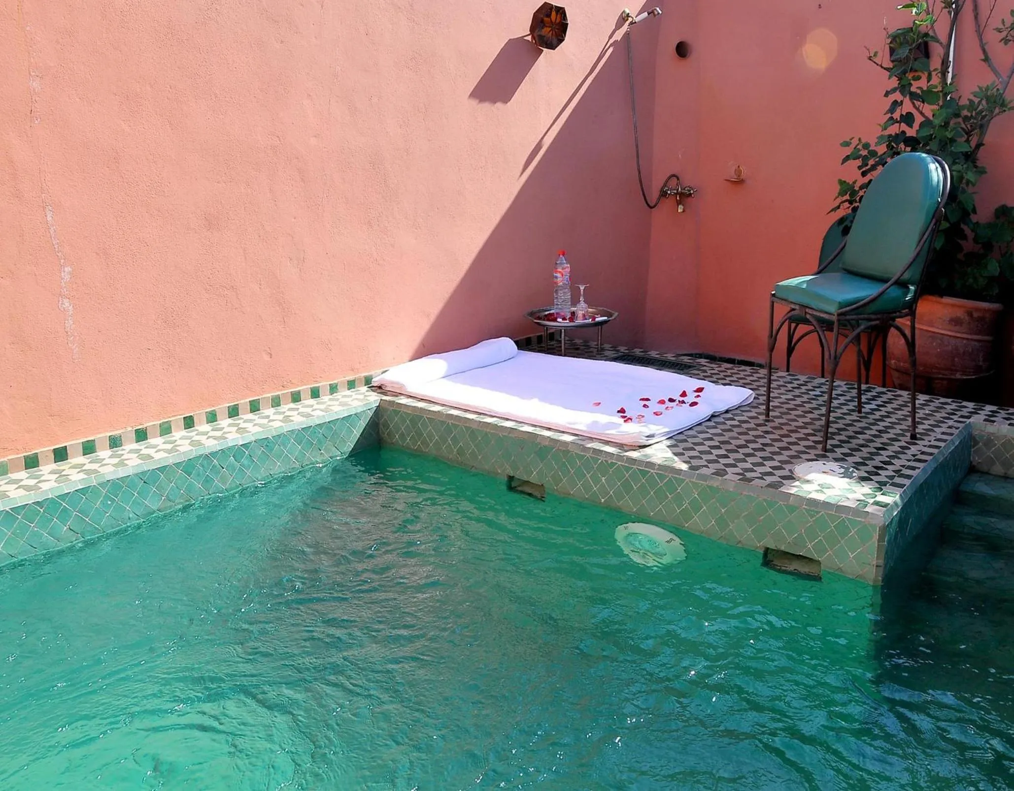 Swimming pool in Riad Lila