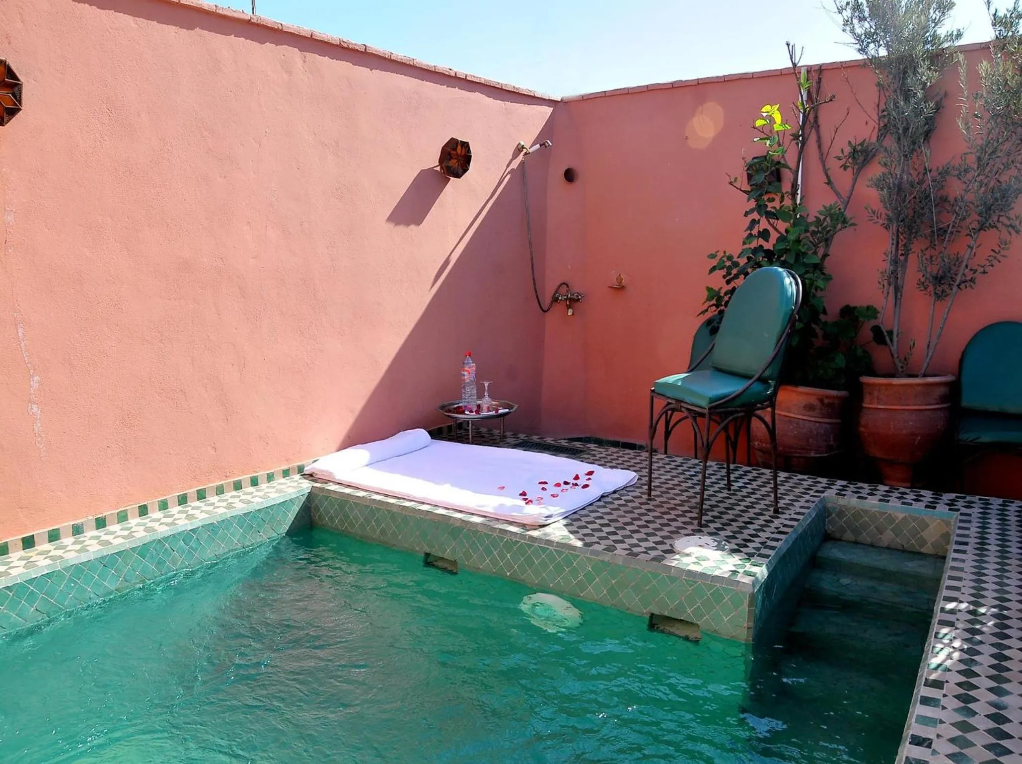 Swimming pool in Riad Lila