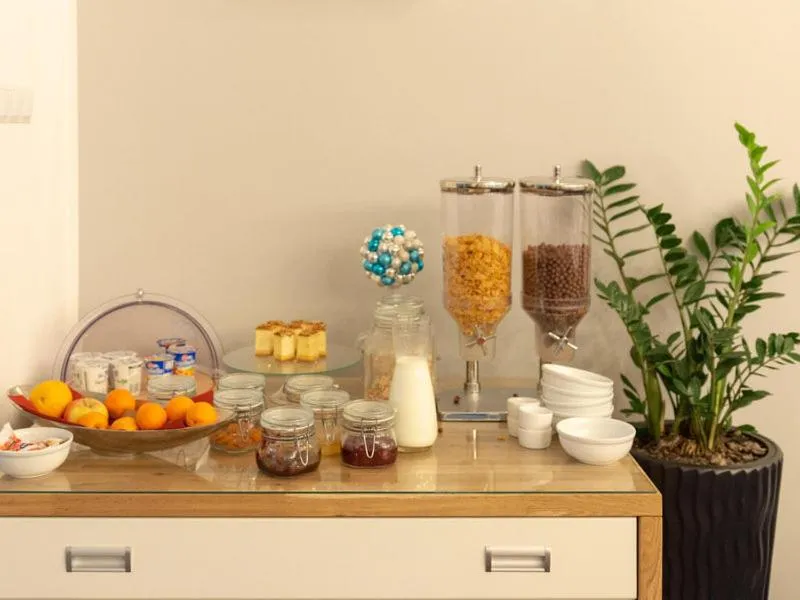 Breakfast in Marina Pallatium Premium Floor