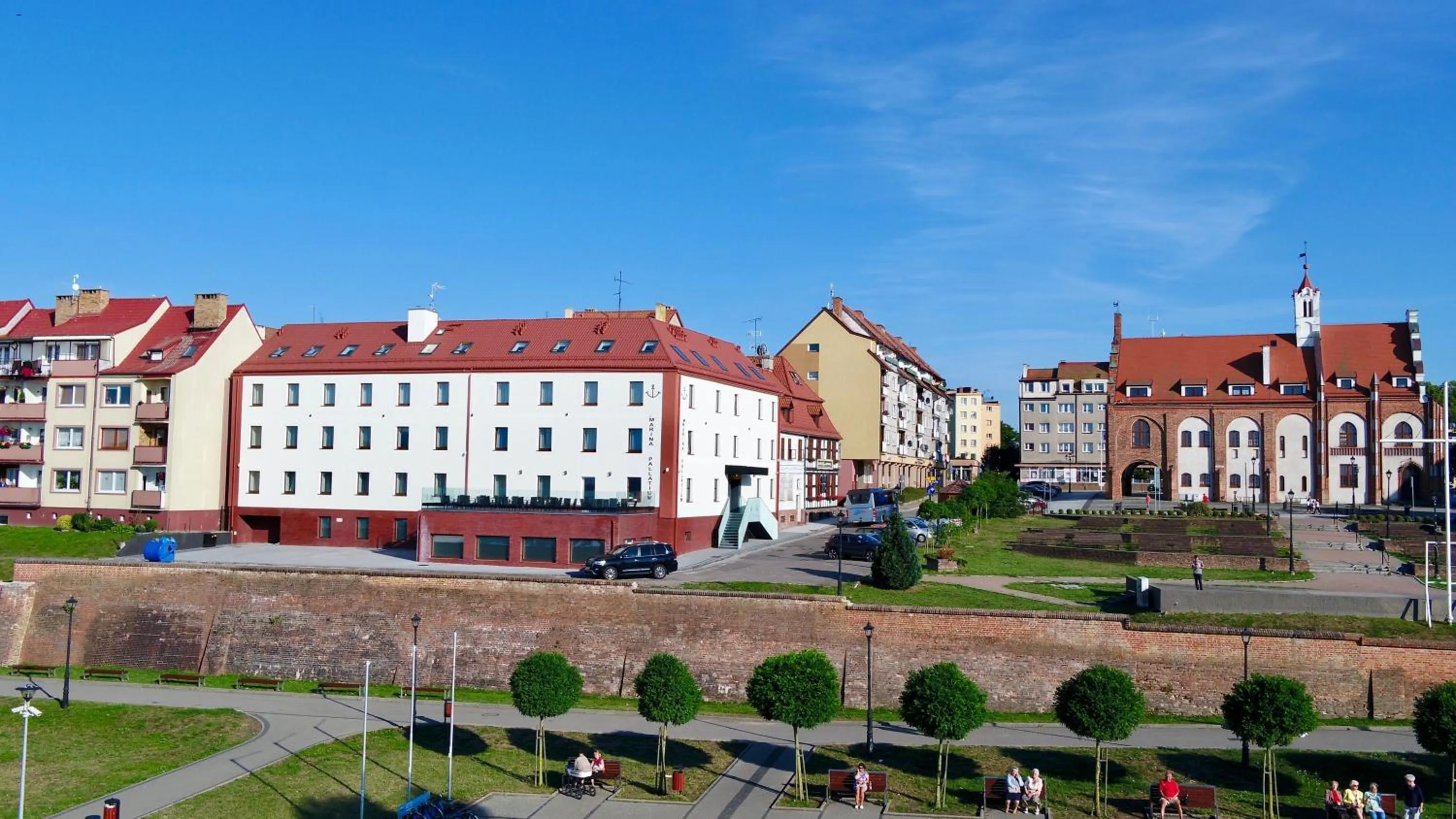 Property building in Marina Pallatium Premium Floor