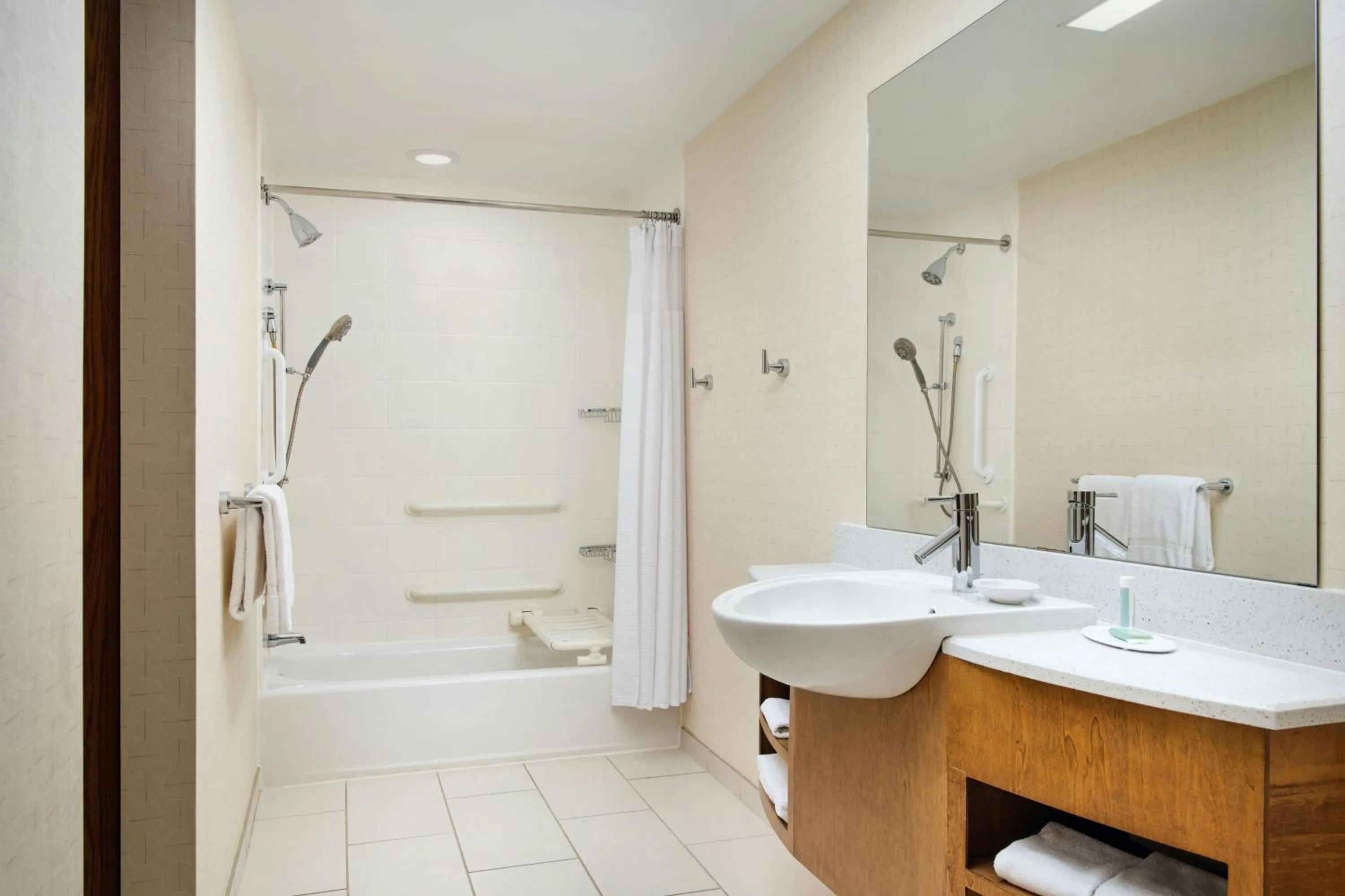 Bathroom in SpringHill Suites by Marriott Scranton Montage Mountain