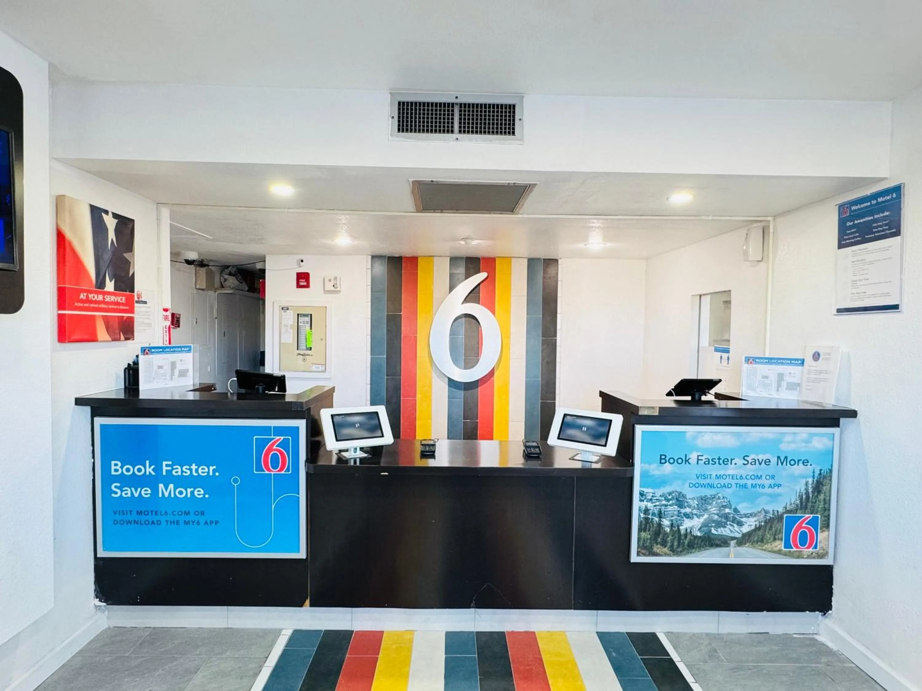 Lobby or reception in Motel 6-Casper, WY