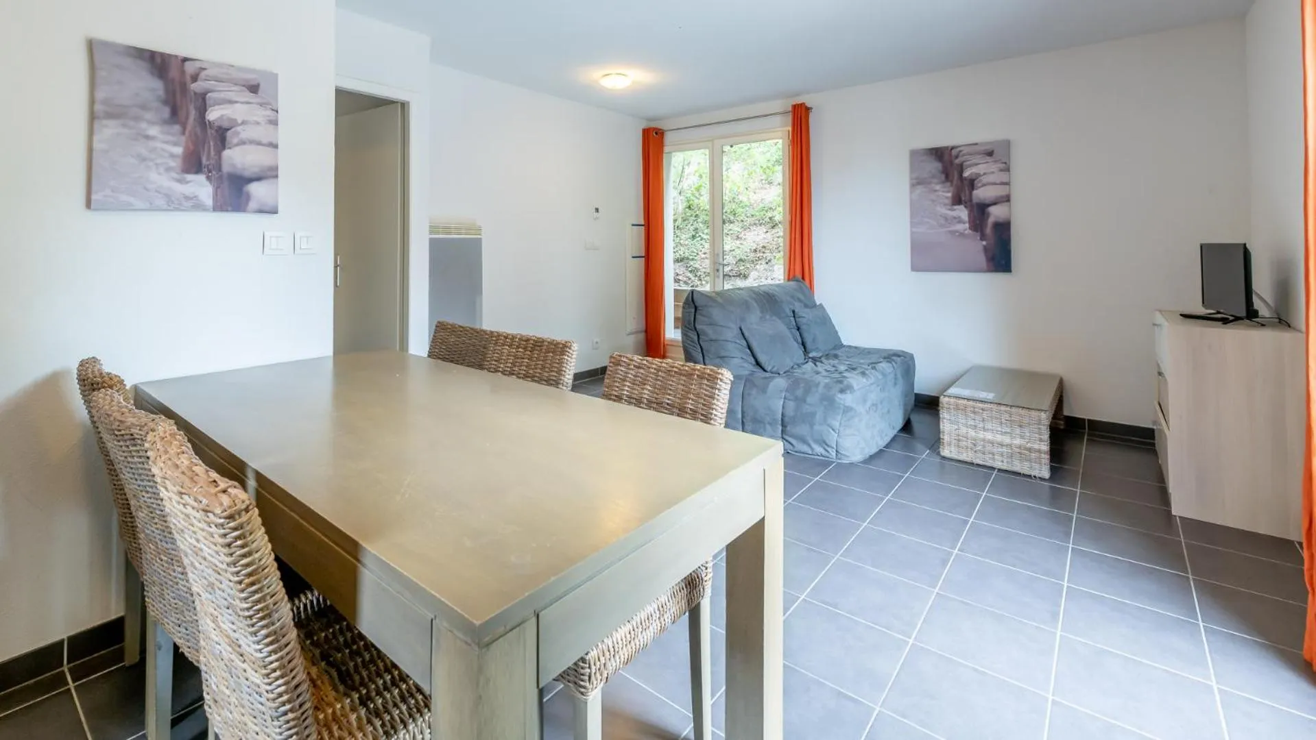 Lounge or bar in Vacancéole - Les Rives du Lac