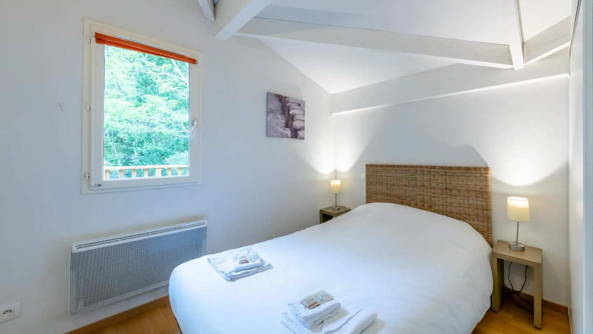 Photo of the whole room, Bed in Vacancéole - Les Rives du Lac