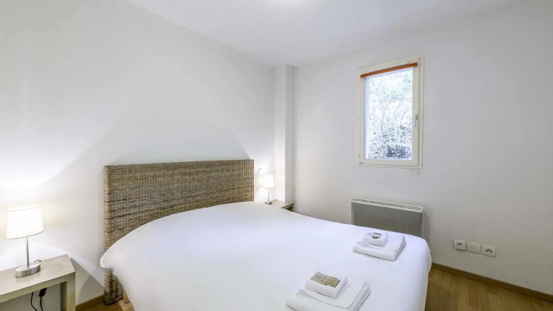 Photo of the whole room, Bed in Vacancéole - Les Rives du Lac