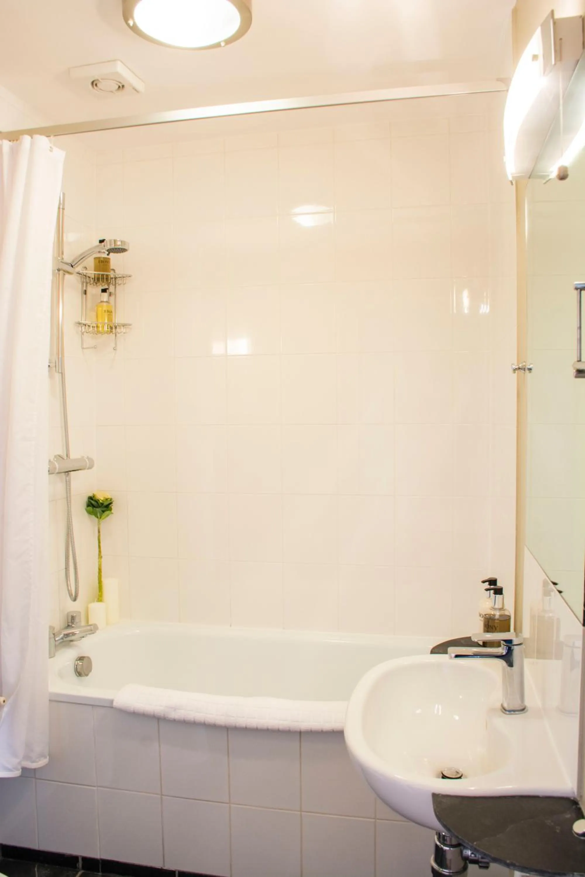 Shower in Amherst Brighton