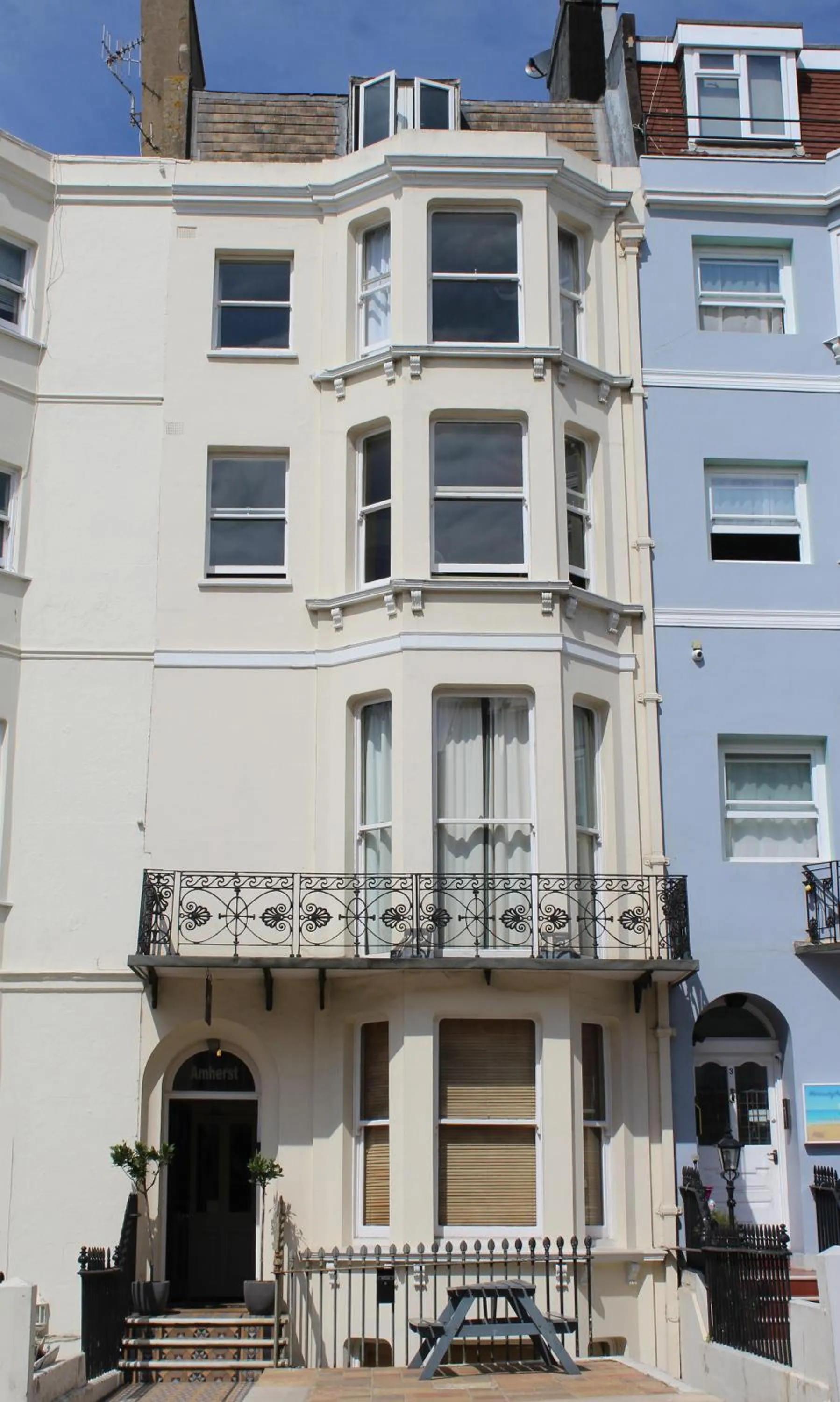 Property building in Amherst Brighton
