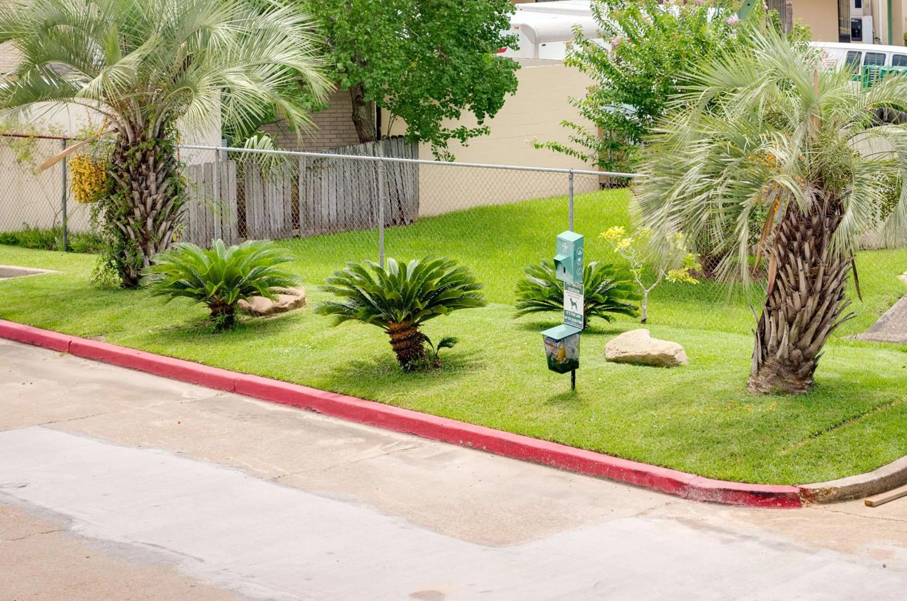 Property building in Motel 6 Gulfport, MS Airport