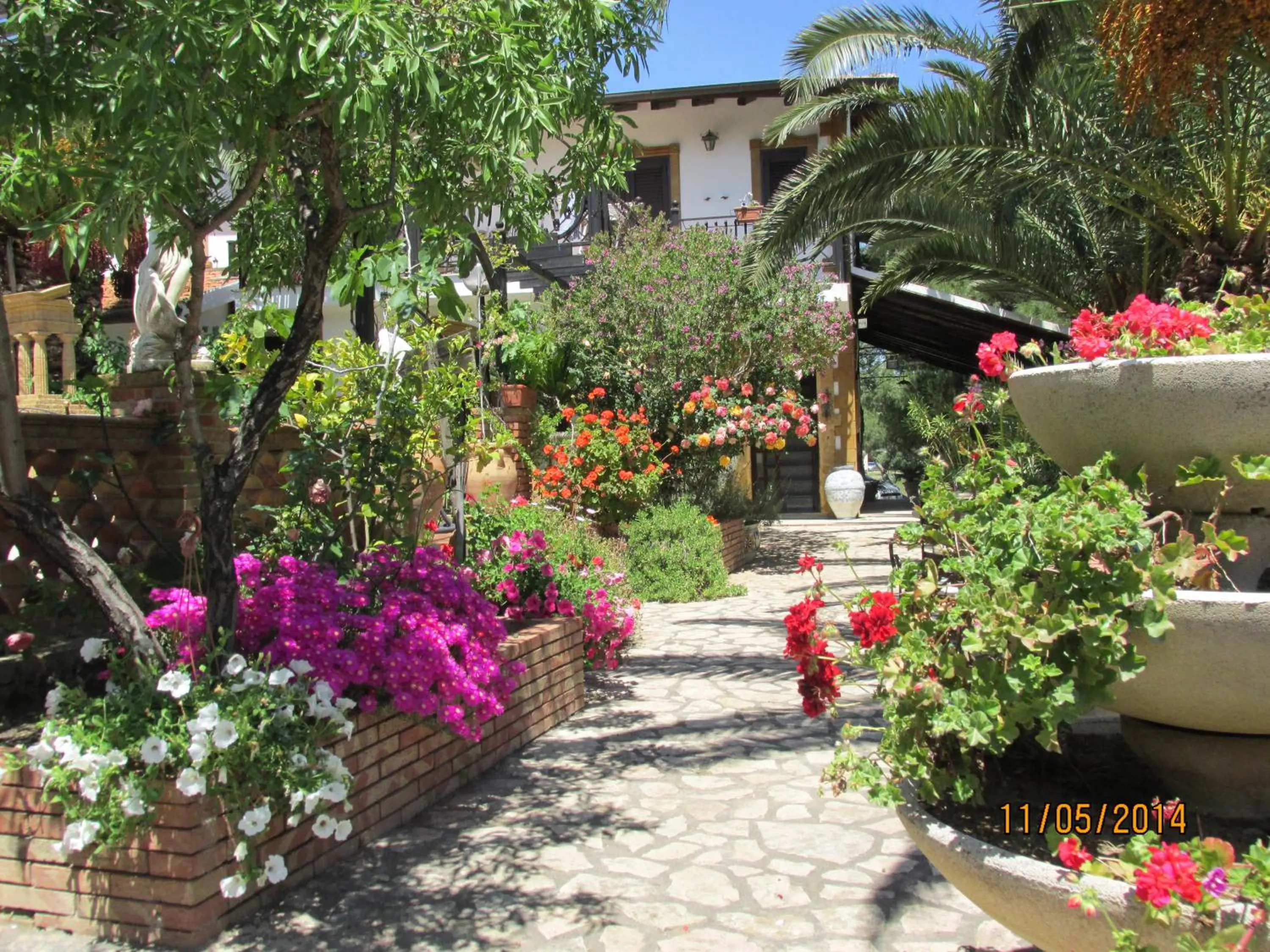 Garden in Agriturismo Reggia Saracena
