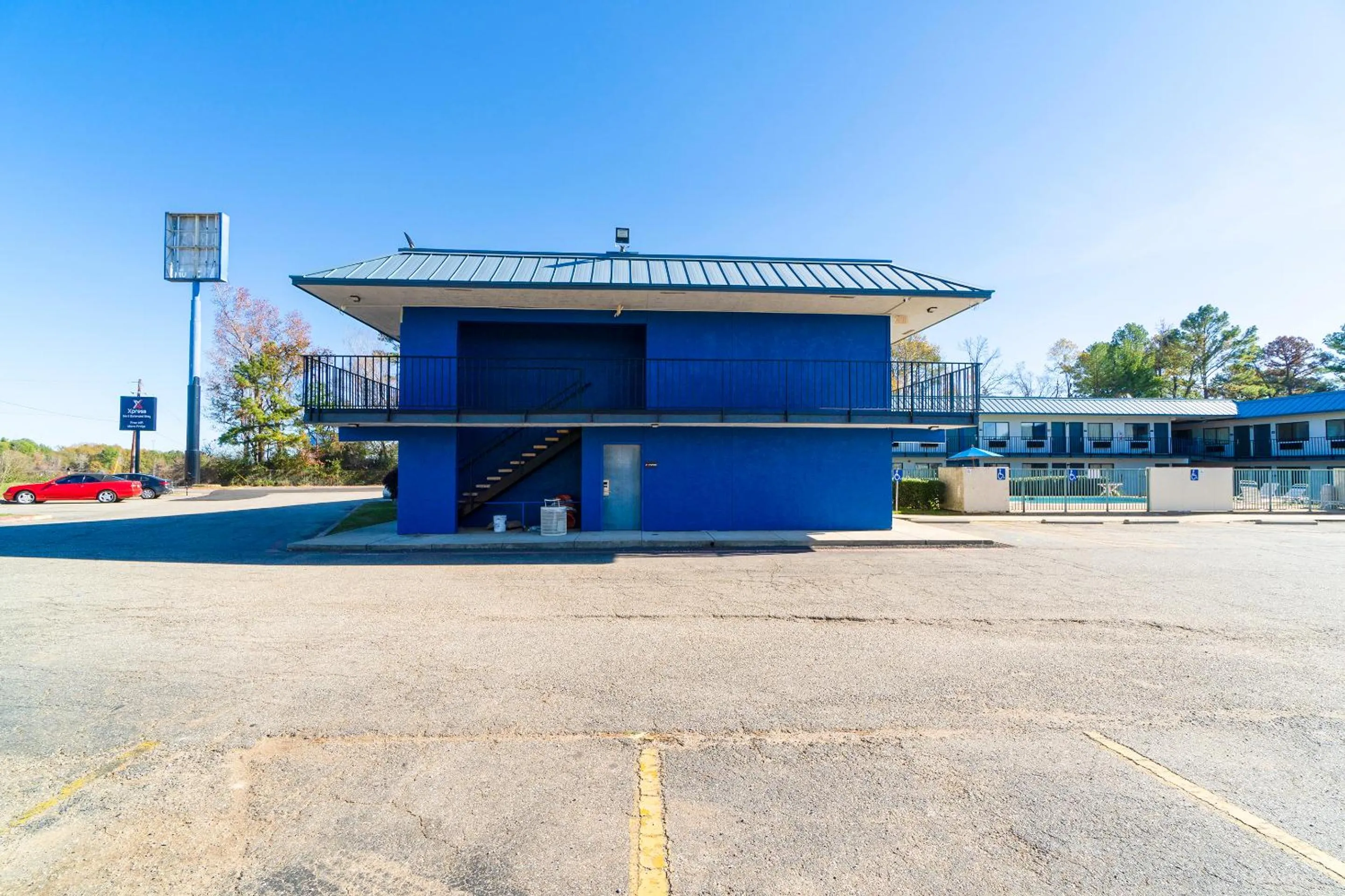 Facade/entrance in Xpress Inn & Extended Stays