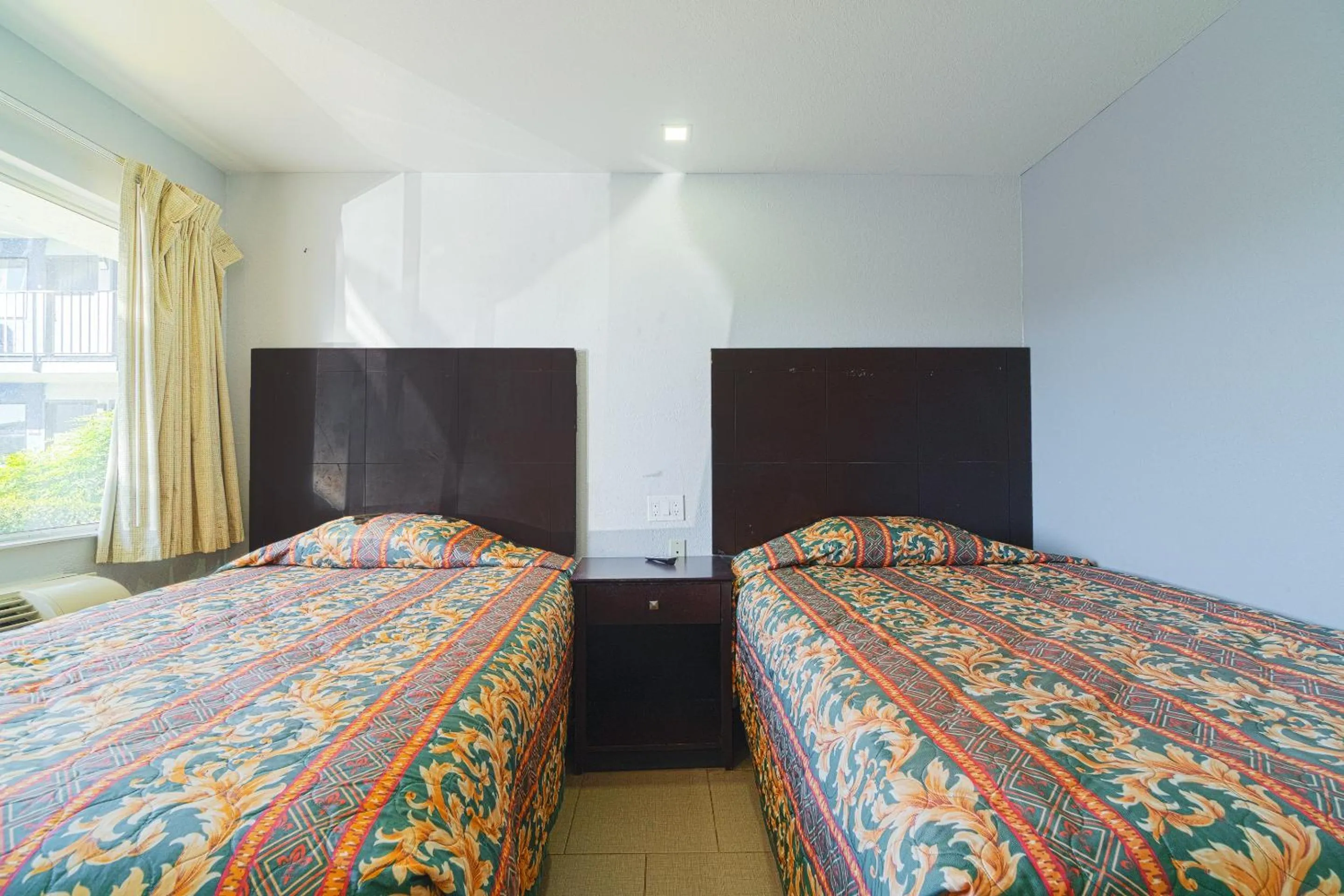 Bedroom, Bed in Xpress Inn & Extended Stays