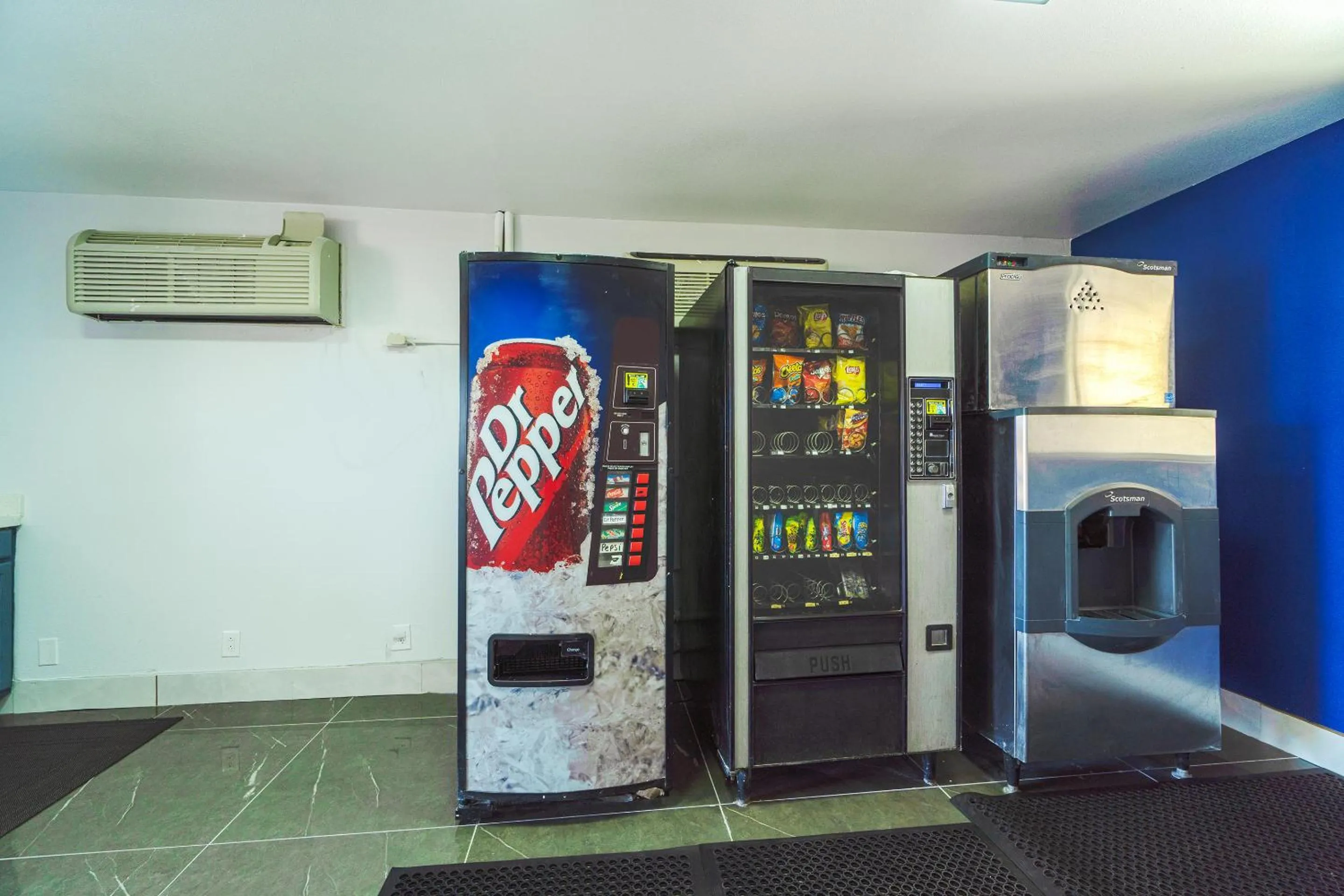 vending machine in Xpress Inn & Extended Stays