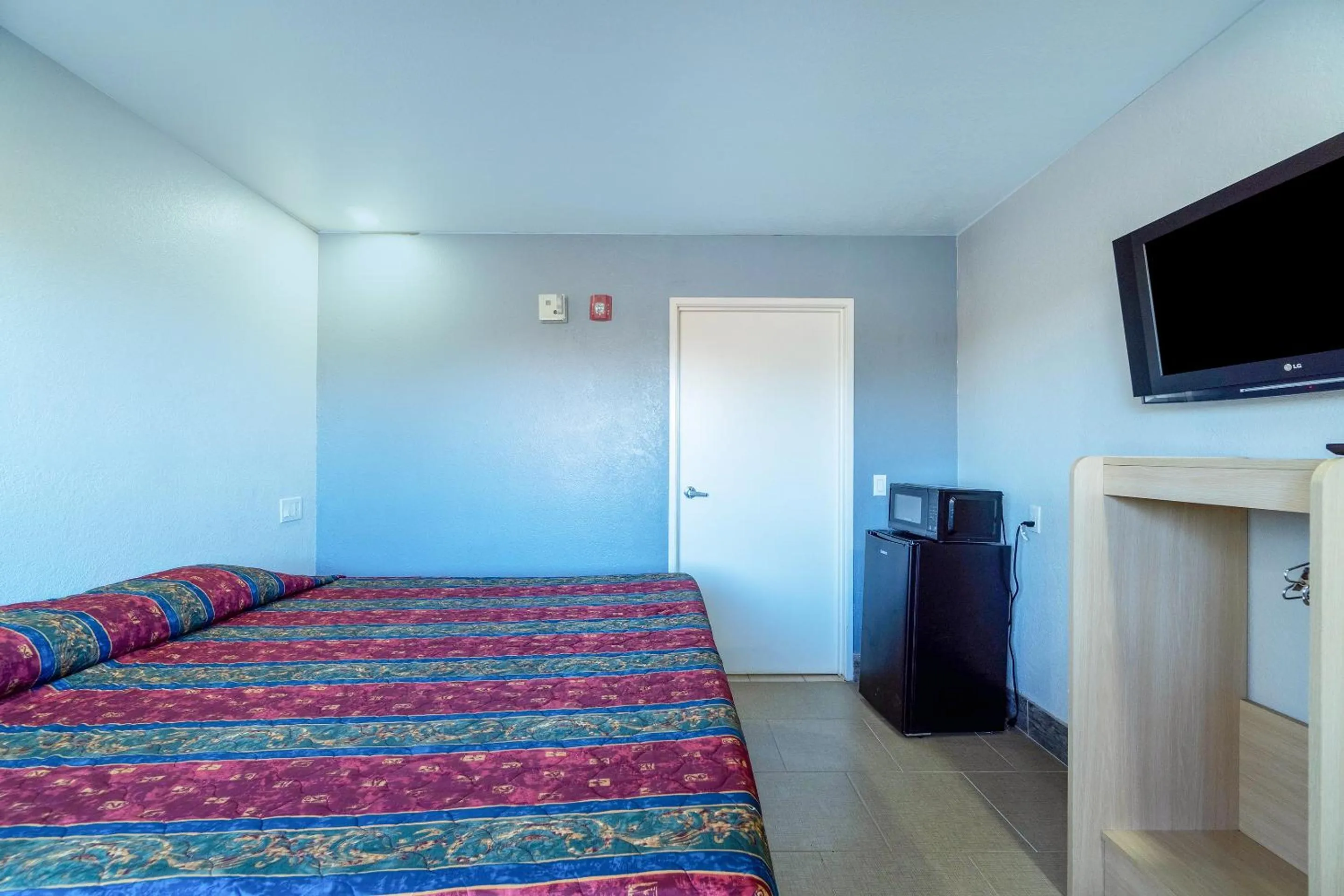 Bedroom, Bed in Xpress Inn & Extended Stays
