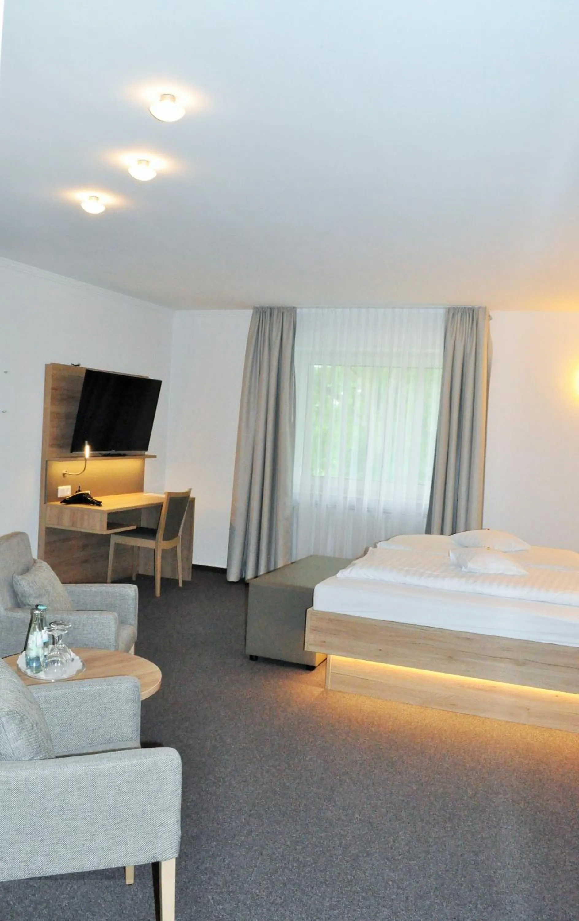 Photo of the whole room, Bed in Hotel Restaurant Große Teichsmühle