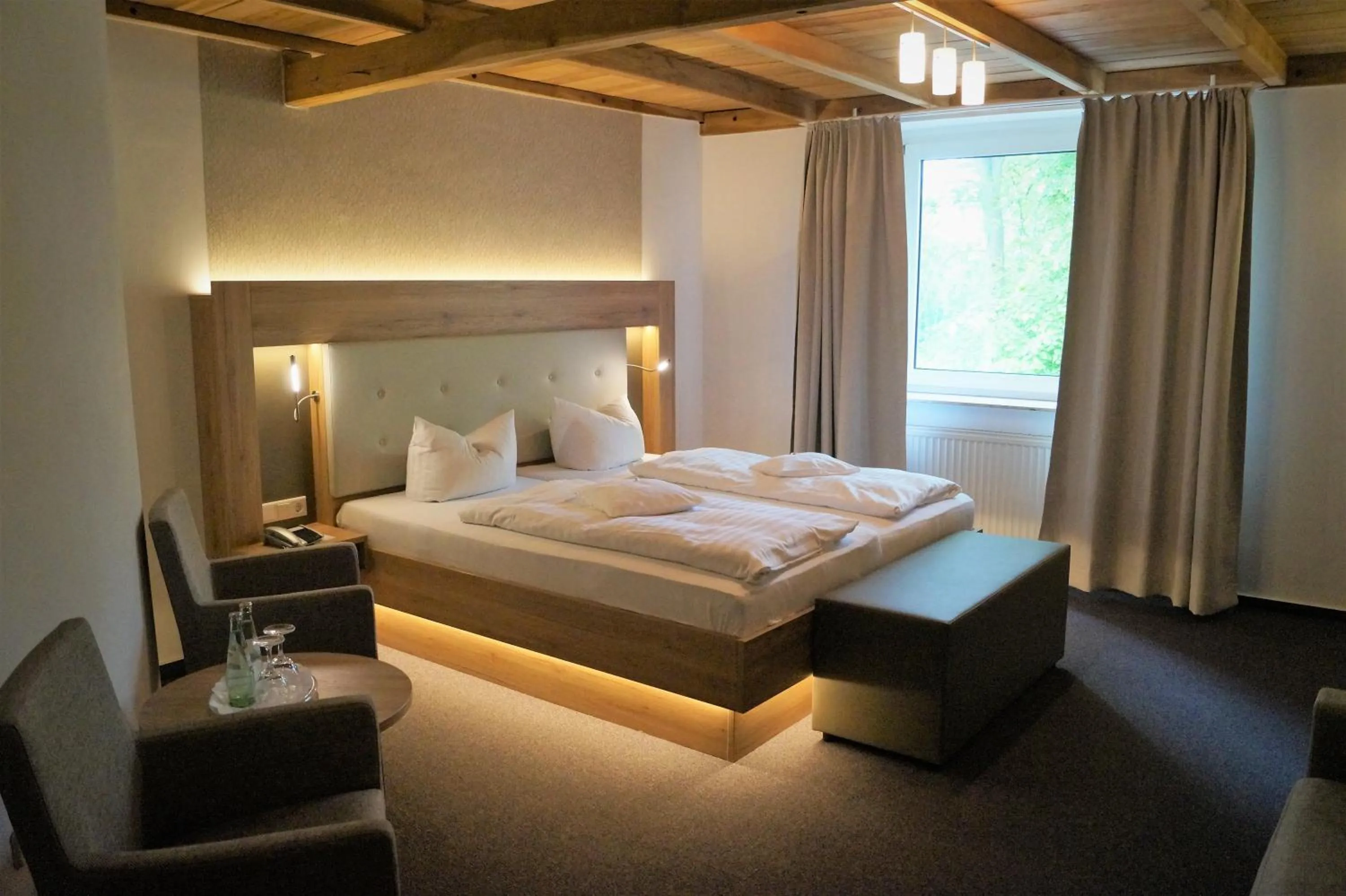 Photo of the whole room, Bed in Hotel Restaurant Große Teichsmühle