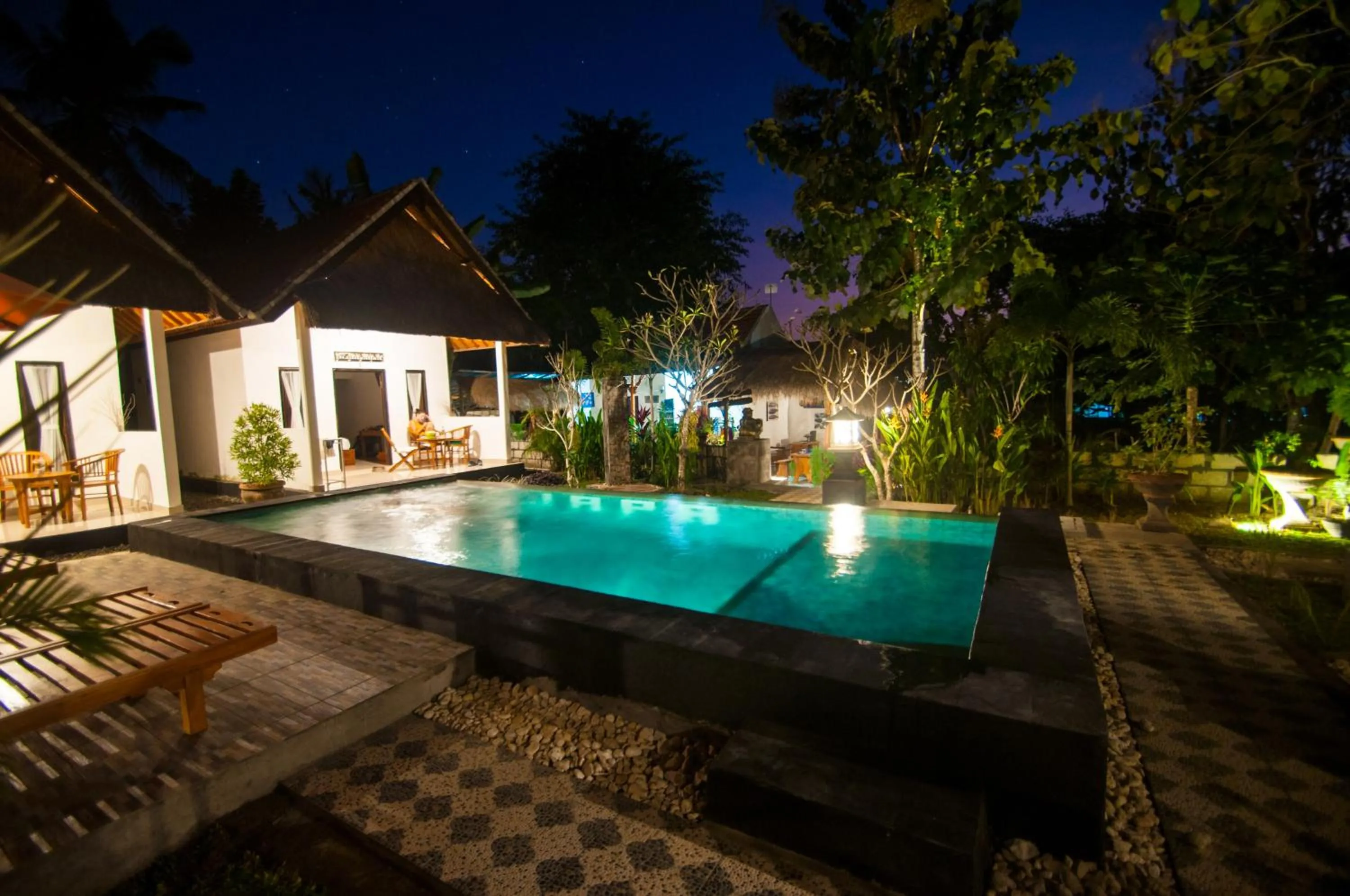 Swimming pool in Japa Bungalow