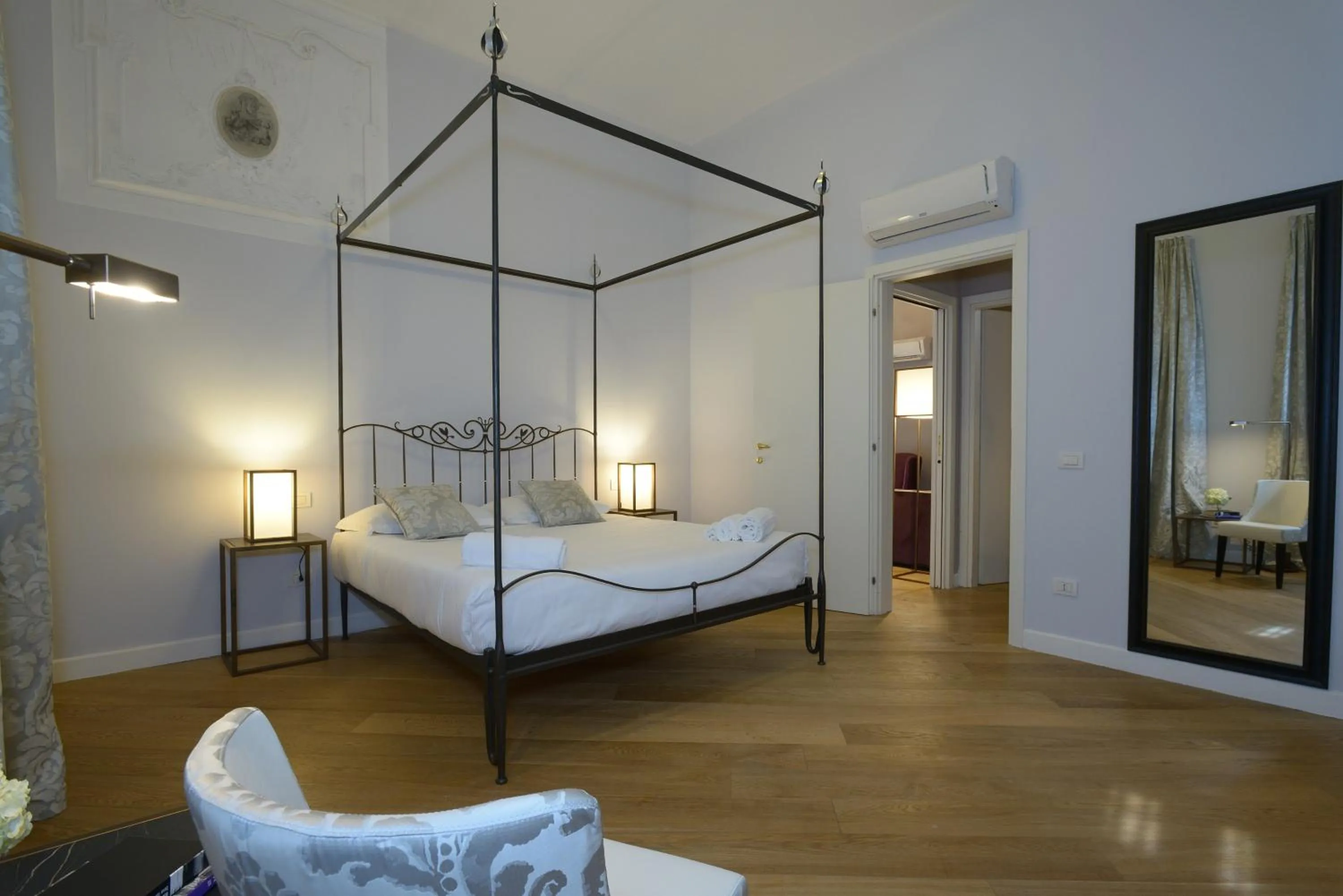 Bedroom, Bed in Residence La Fenice