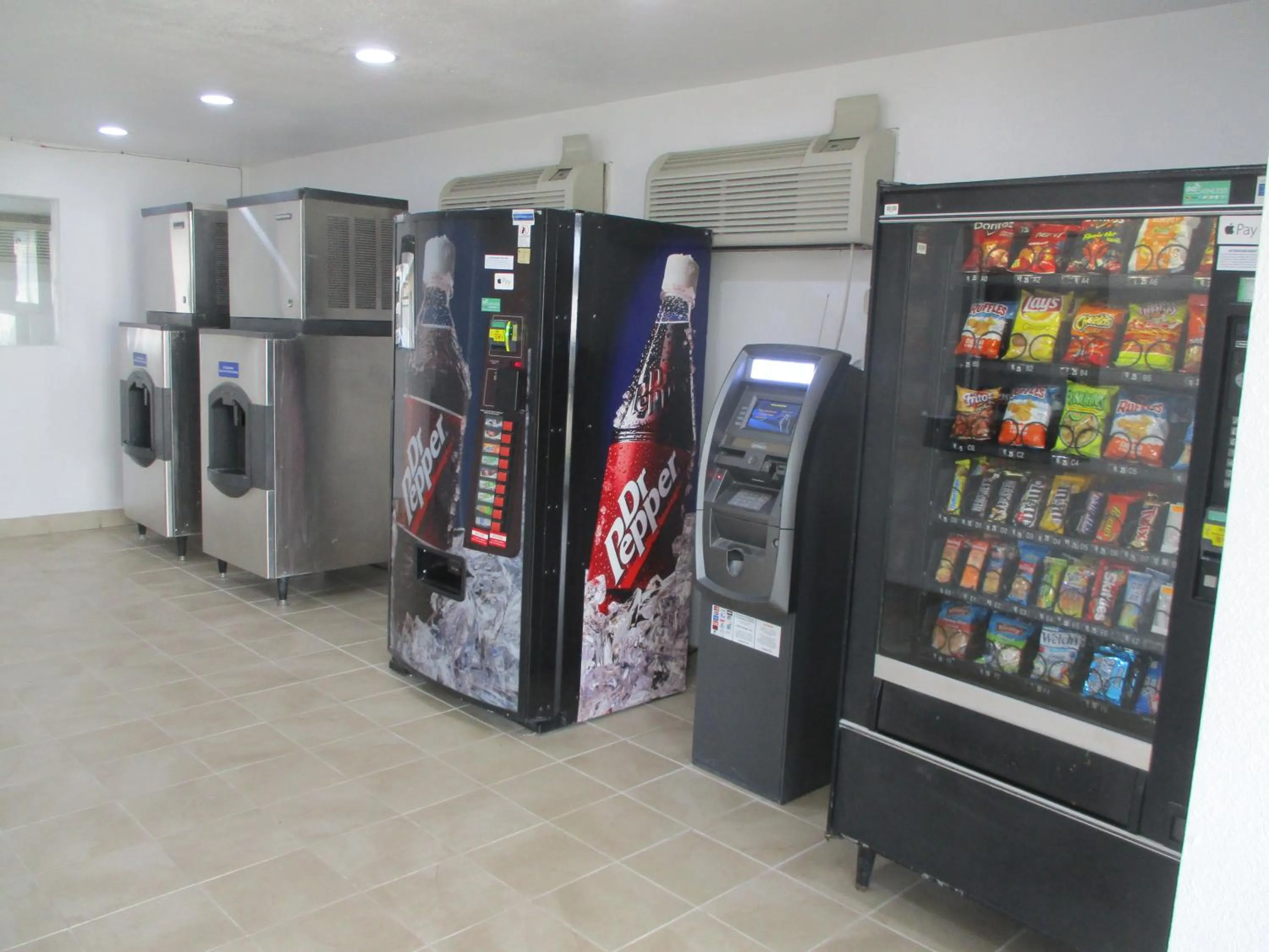 Drinks in Motel 6-Meridian, MS