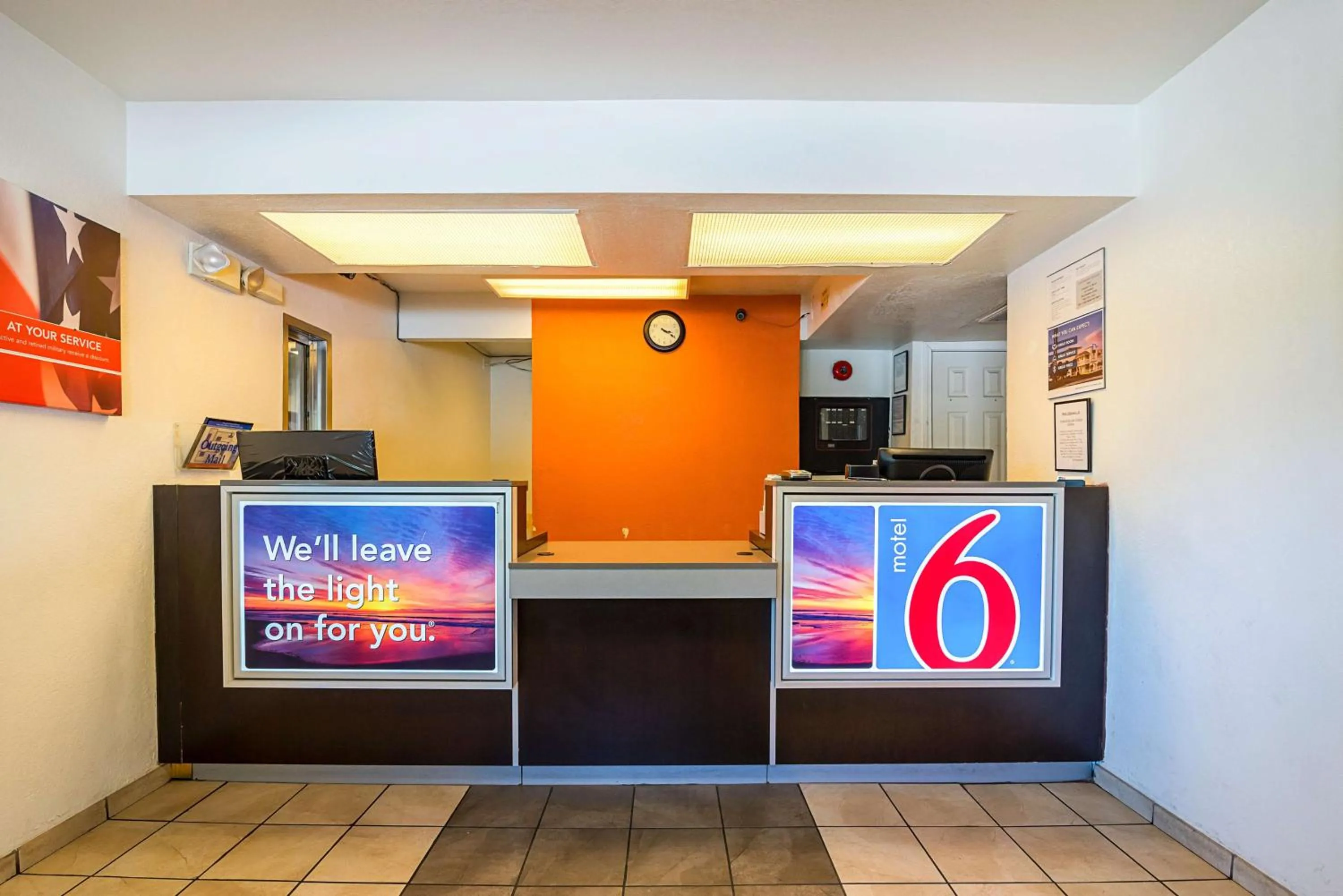 Property logo or sign in Motel 6-Bessemer, AL - Birmingham