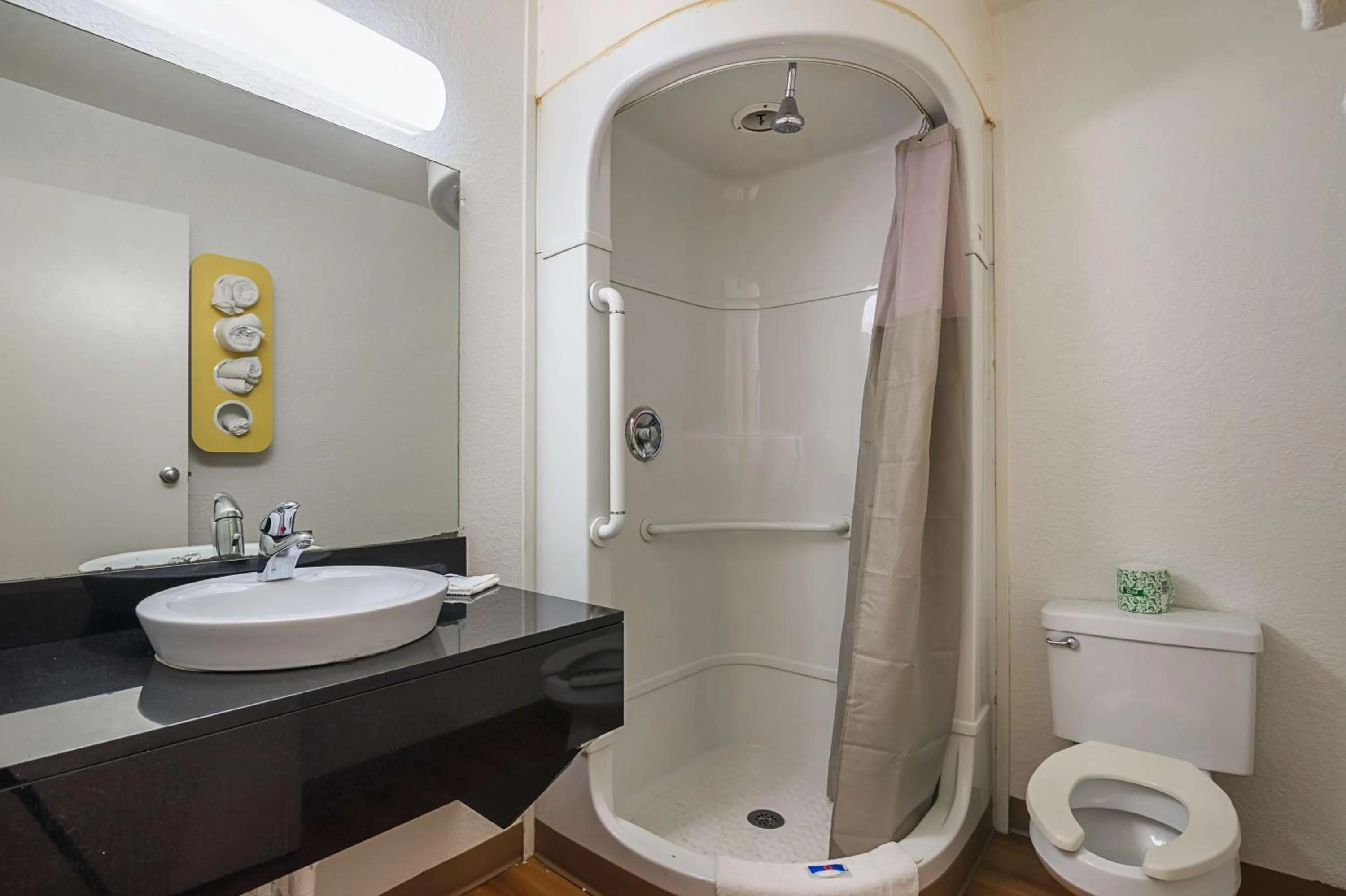 Shower in Motel 6-Bessemer, AL - Birmingham